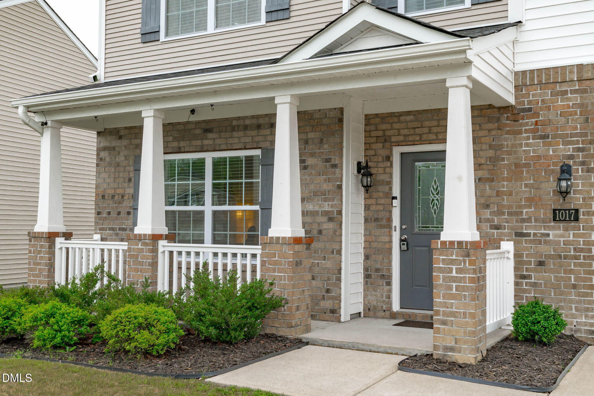 1017 Milkweed Court Property Photo 7