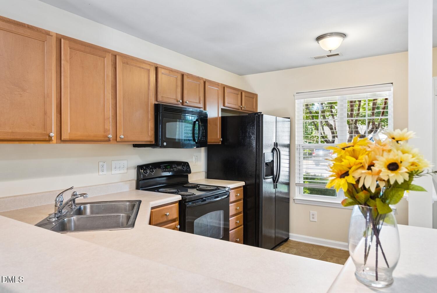 3635 Bison Hill Lane Property Photo 6