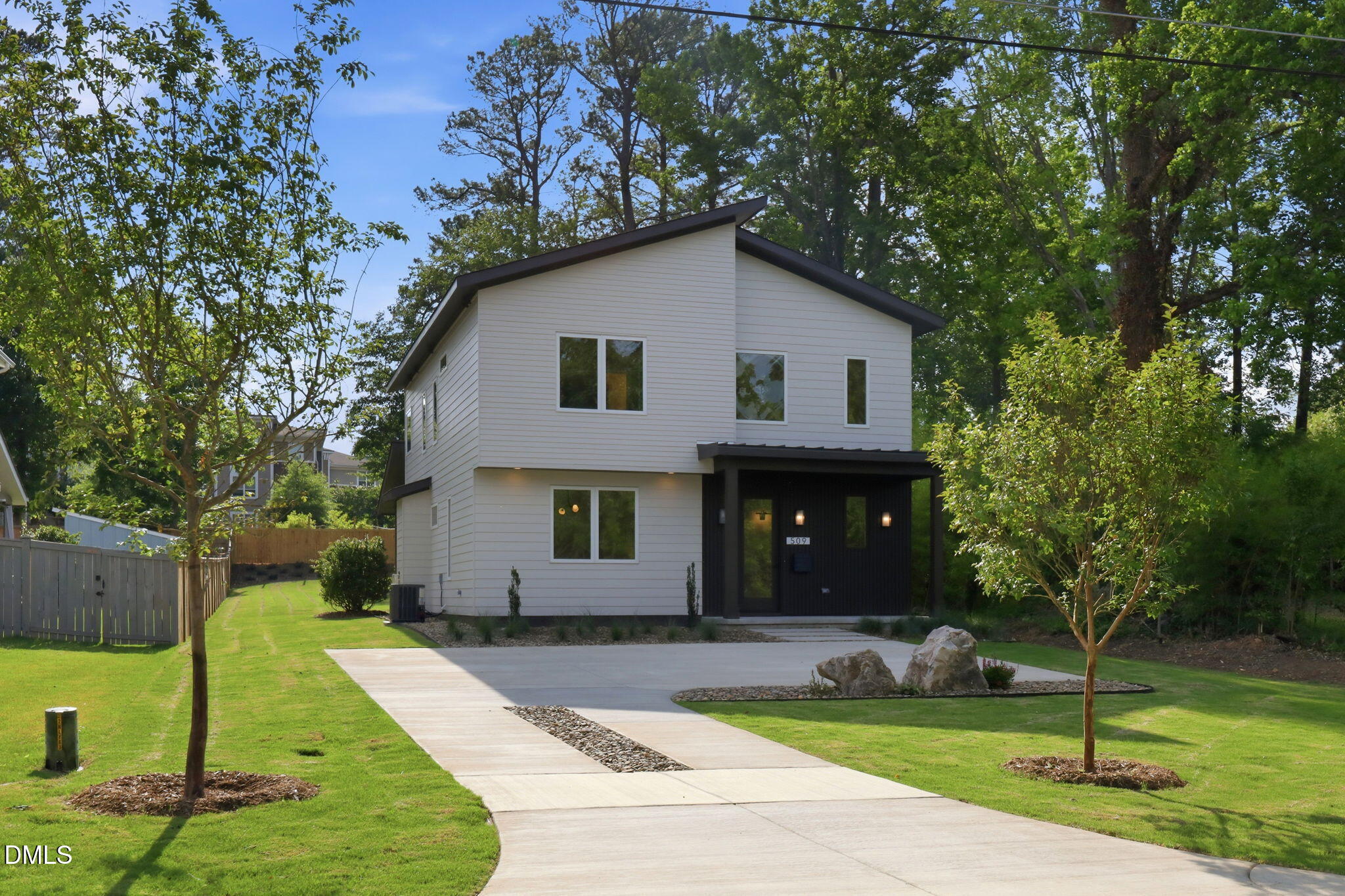 509 Colleton Road Property Photo 1