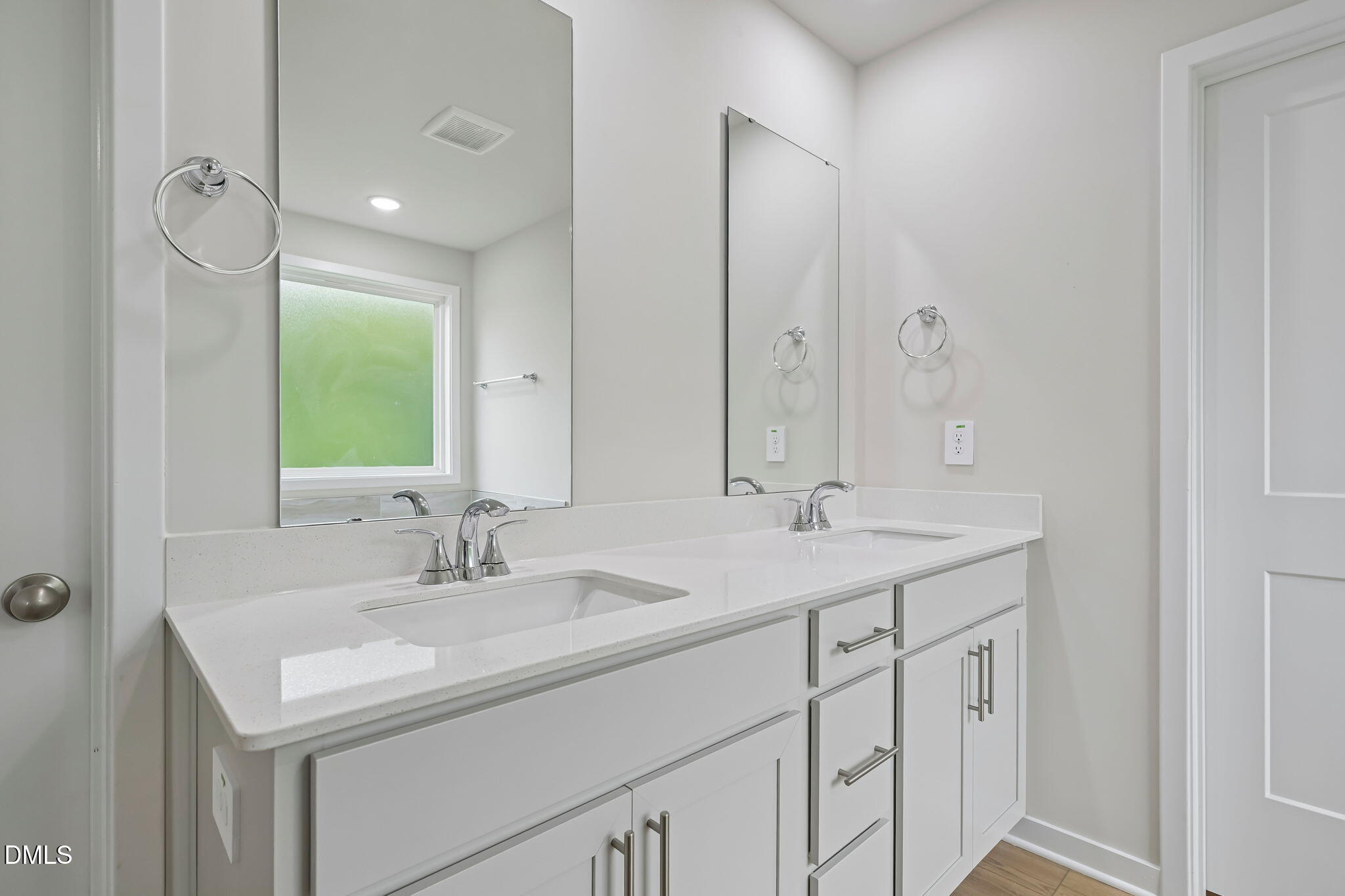 104 Beadwood Street Property Photo 34