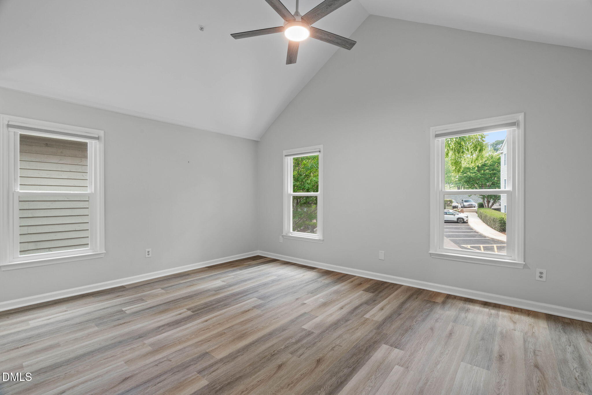 735 Springfork Drive Property Photo 22