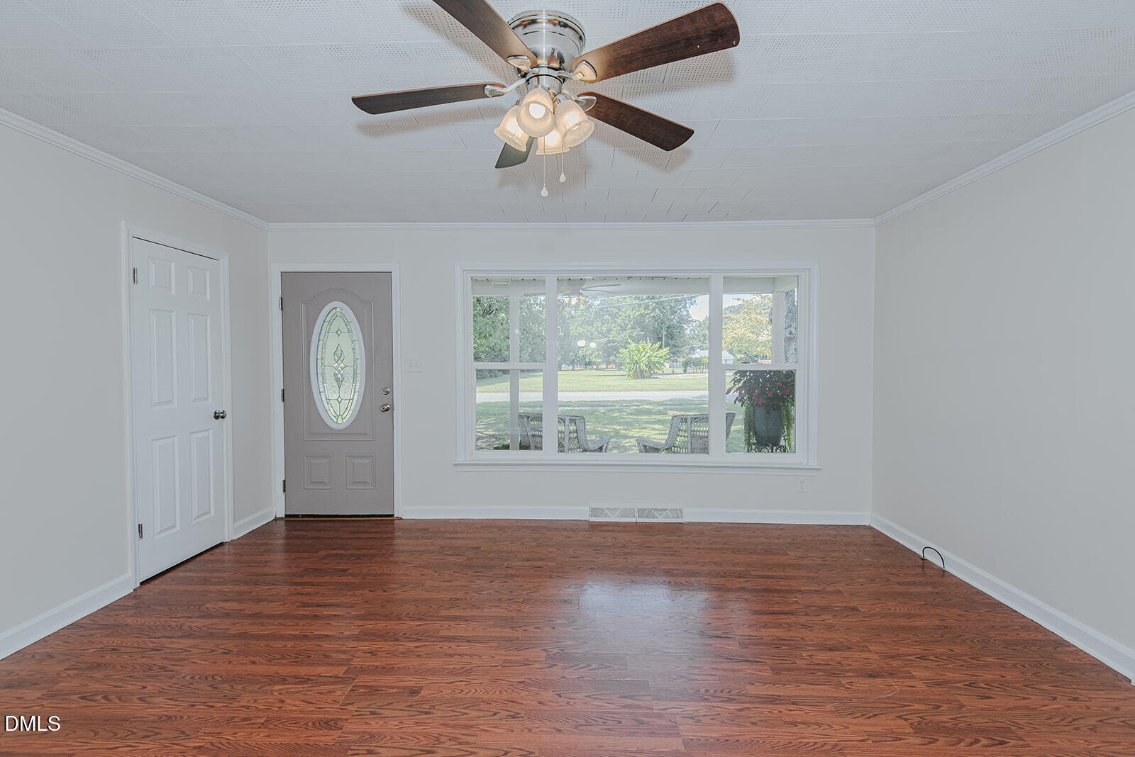 243 Nicks Street Property Photo 4