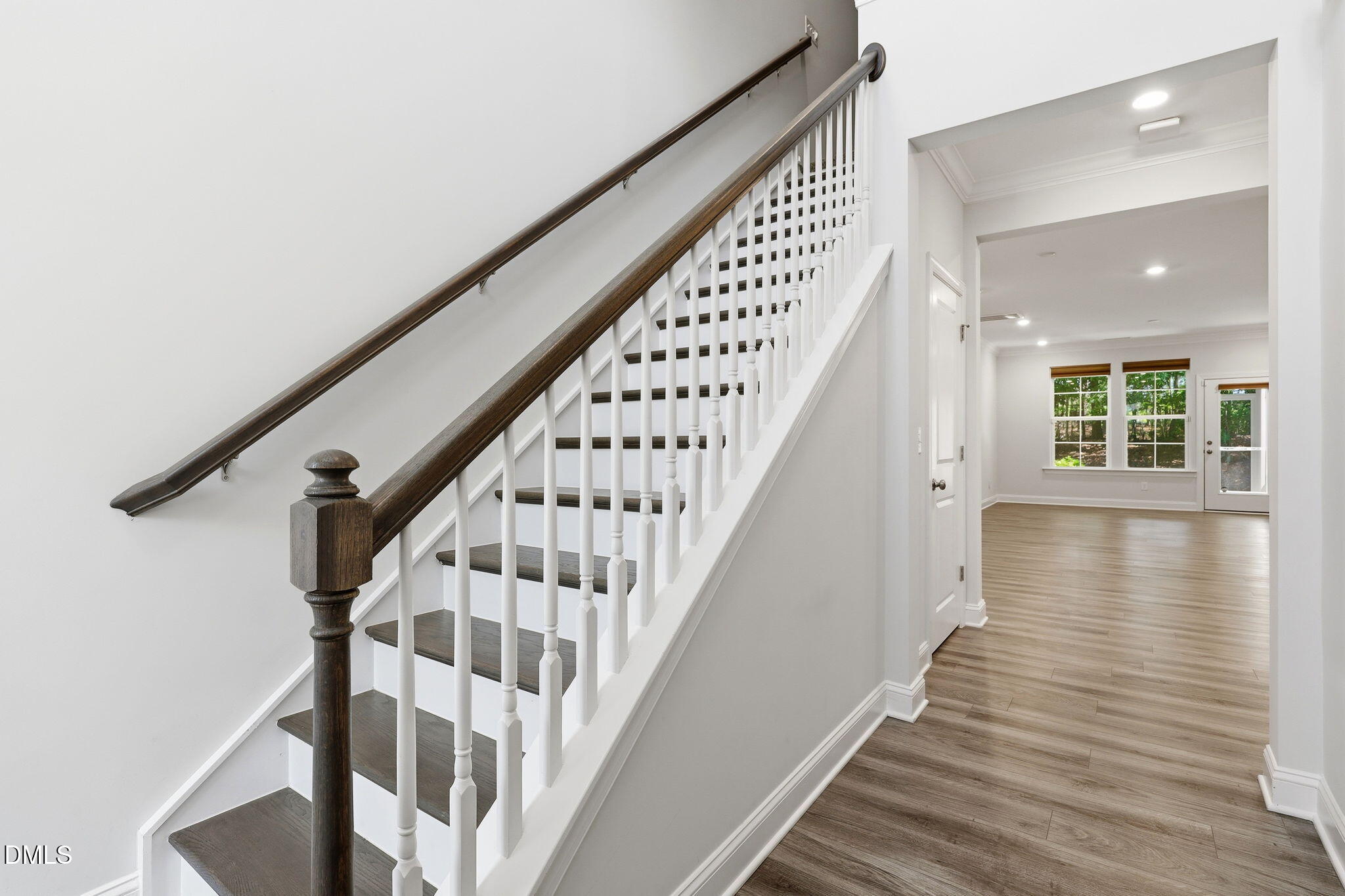 1017 Hero Place Property Photo 4