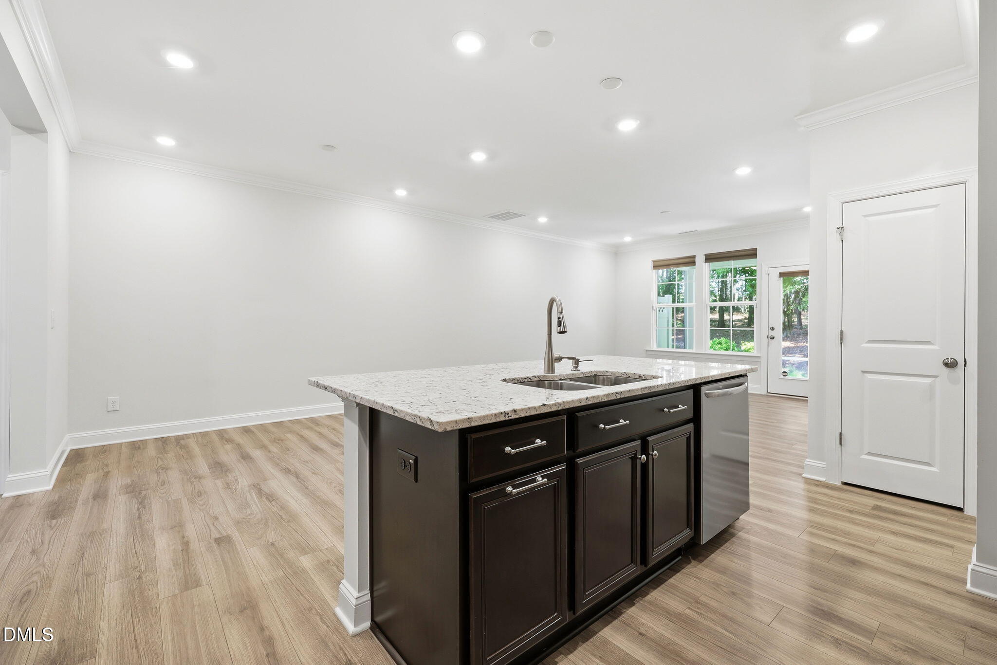 1017 Hero Place Property Photo 7