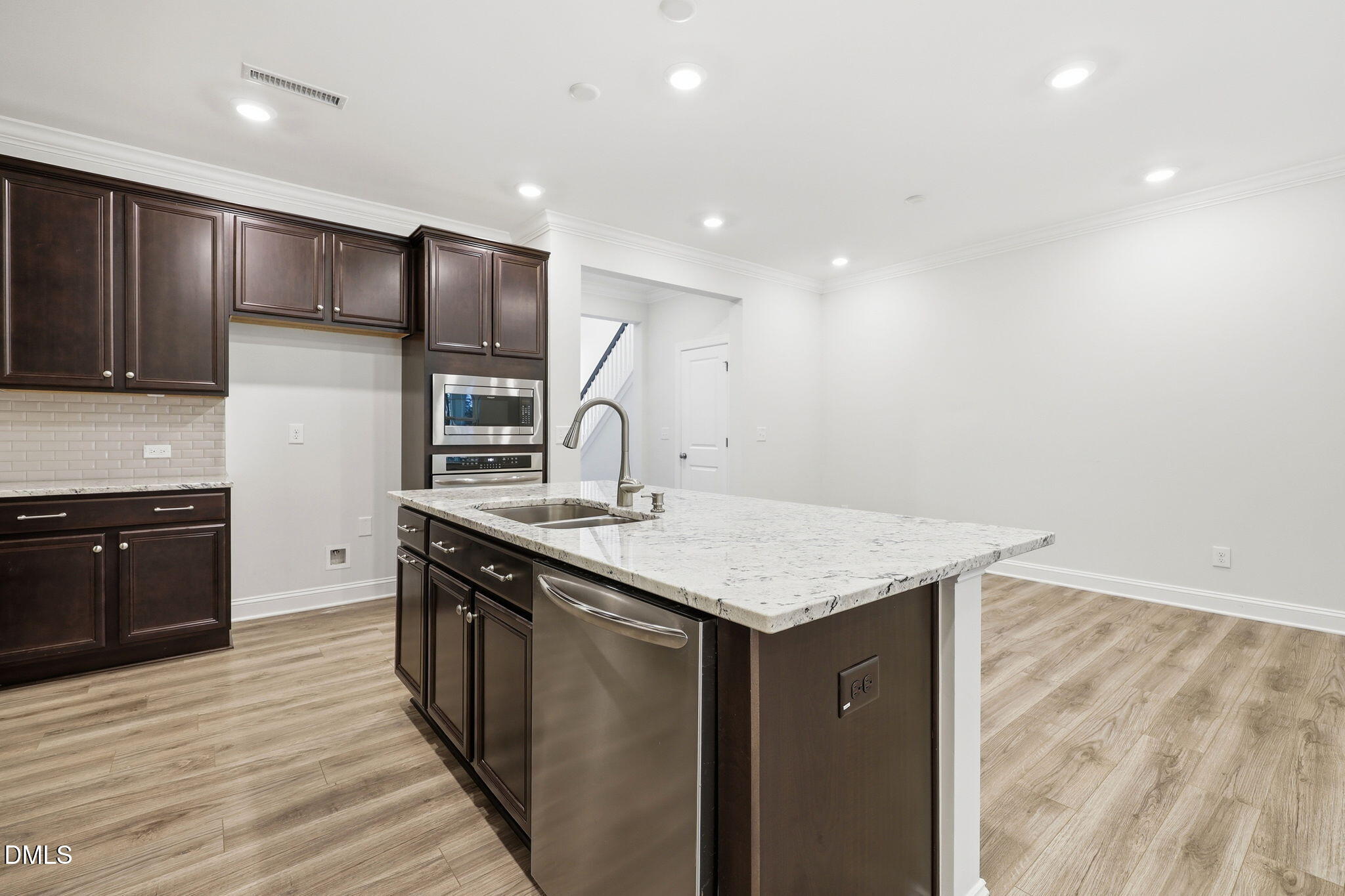 1017 Hero Place Property Photo 9