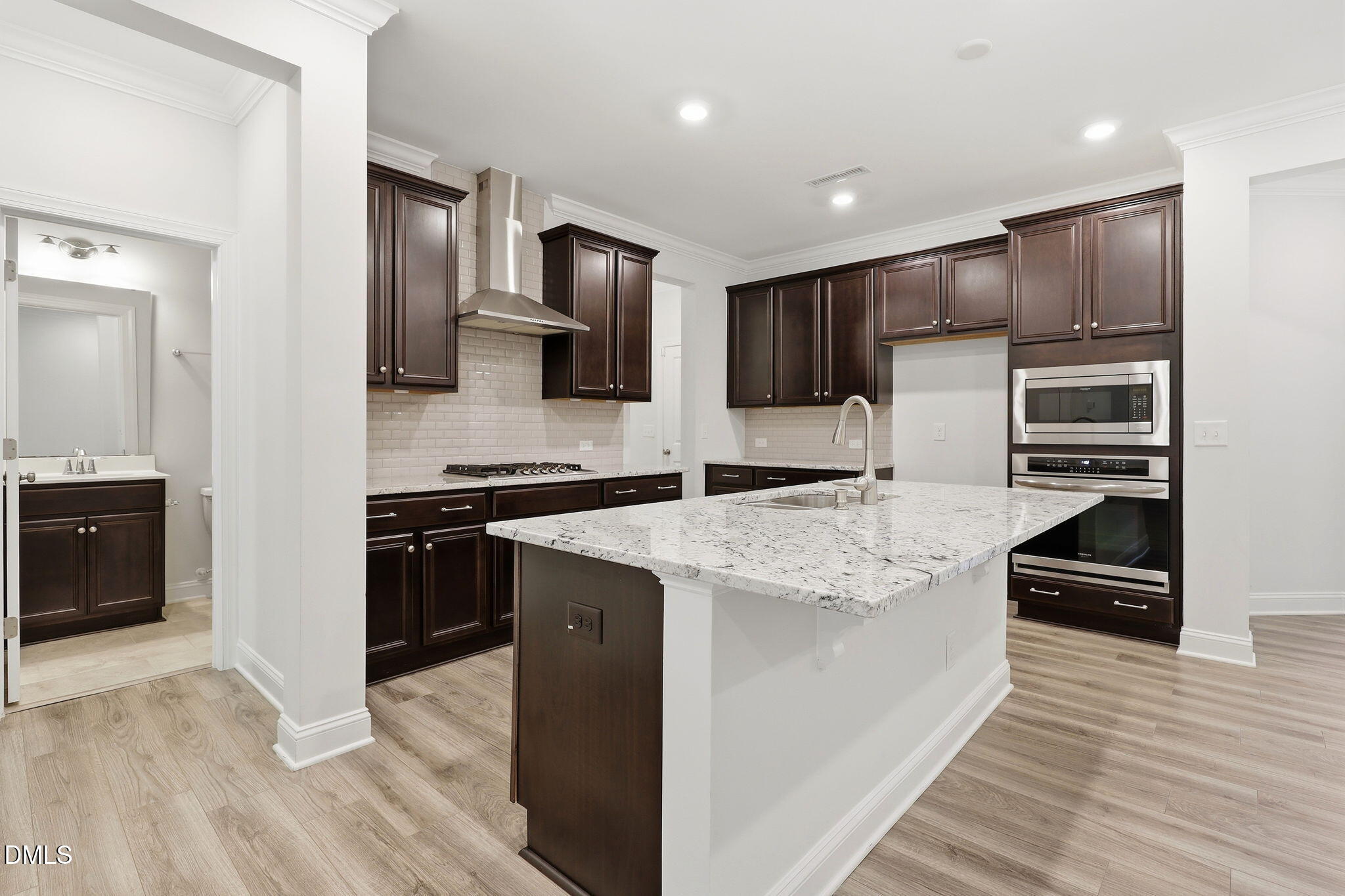 1017 Hero Place Property Photo 10