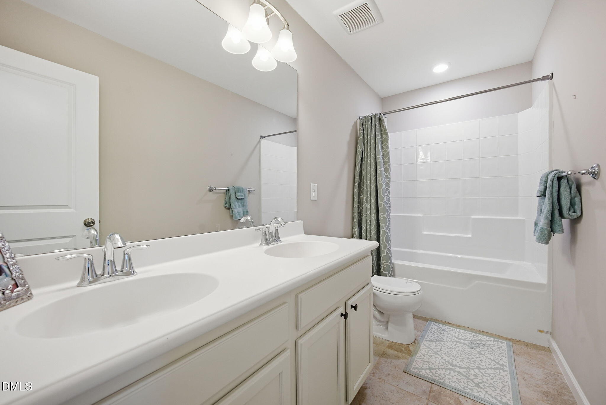 636 Hiddenbrook Drive Property Photo 25