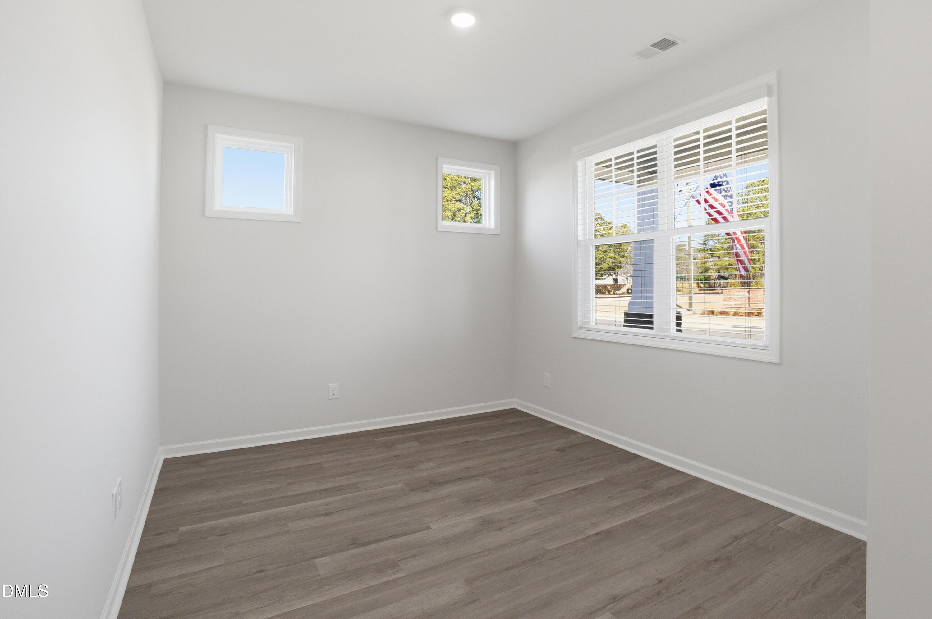 2324 Fleming Road Property Photo 15
