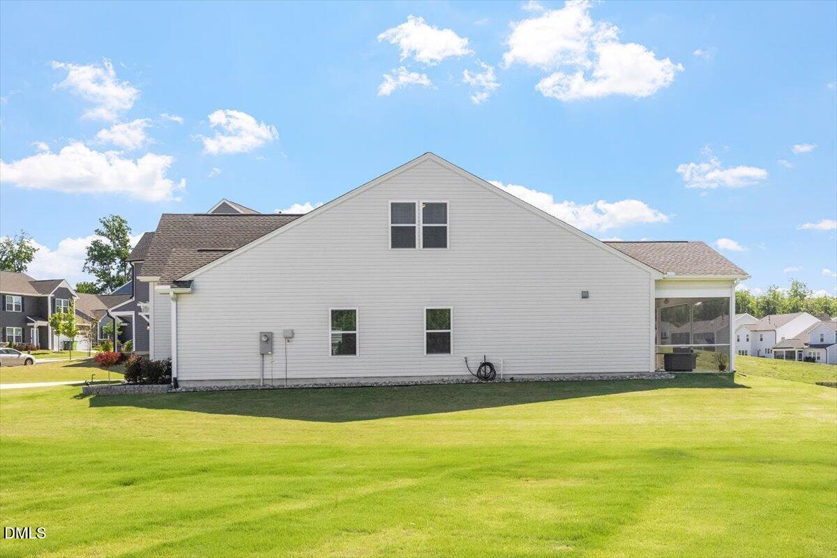 811 Bent Willow Drive Property Photo 4