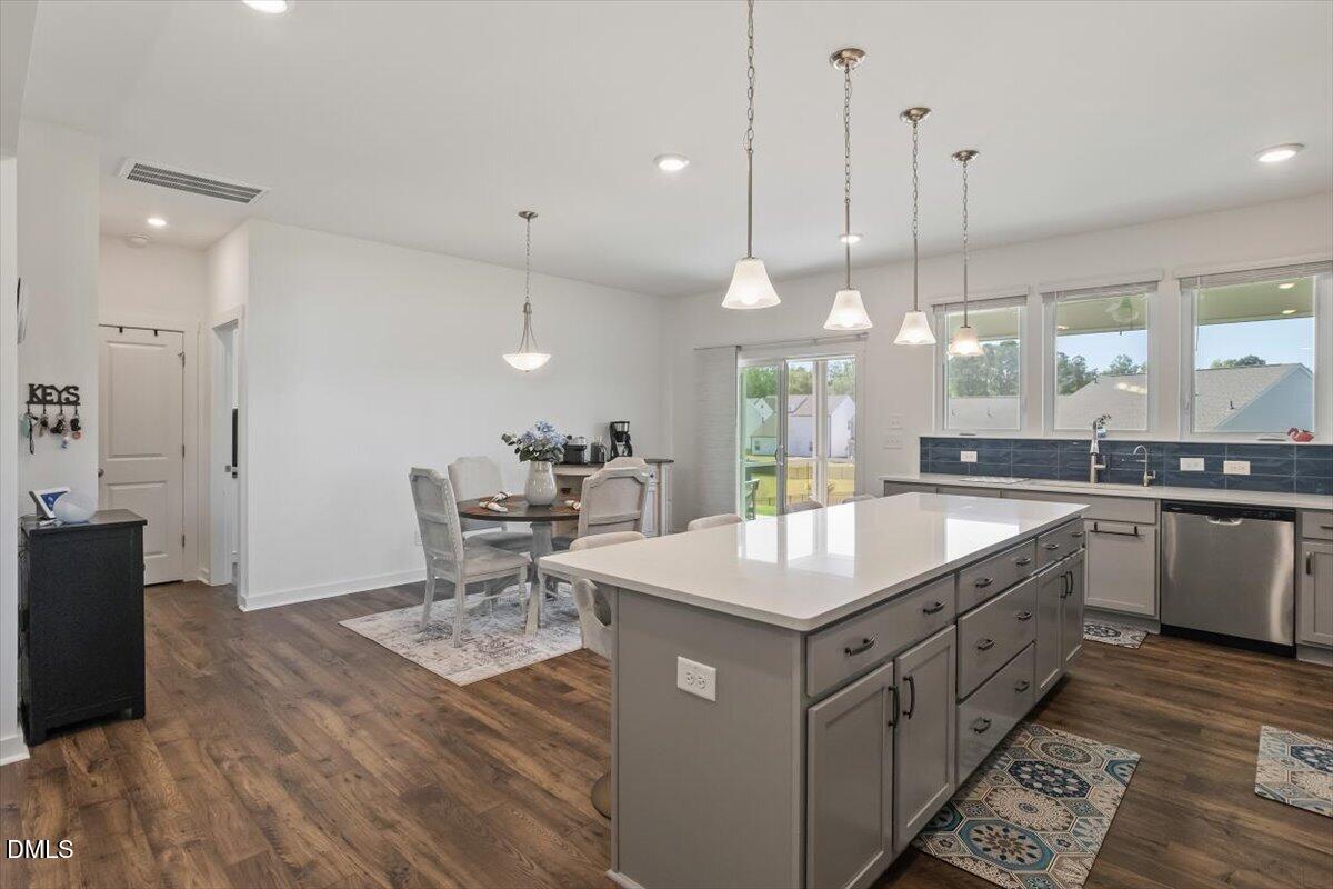 811 Bent Willow Drive Property Photo 19