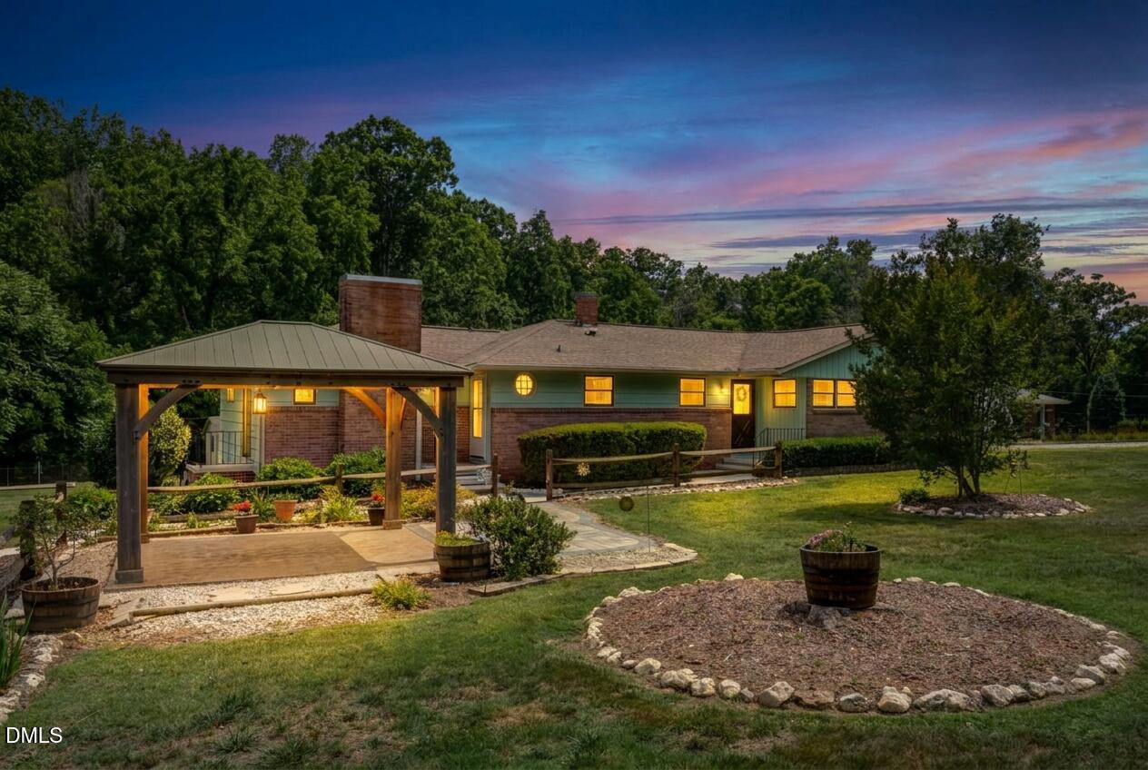 648 Williamsdale Road Property Photo 1