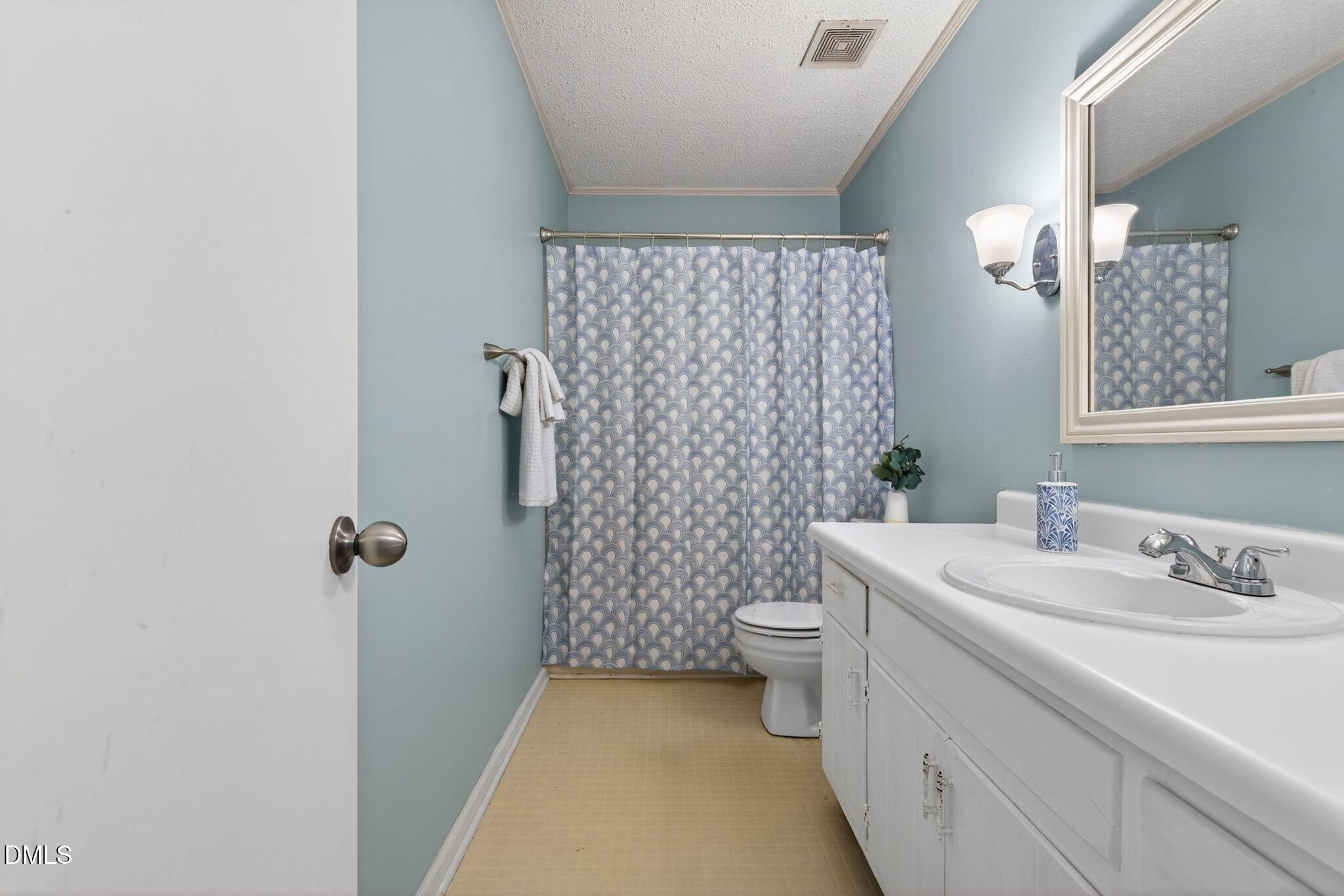 4108 Pickwick Drive Property Photo 28