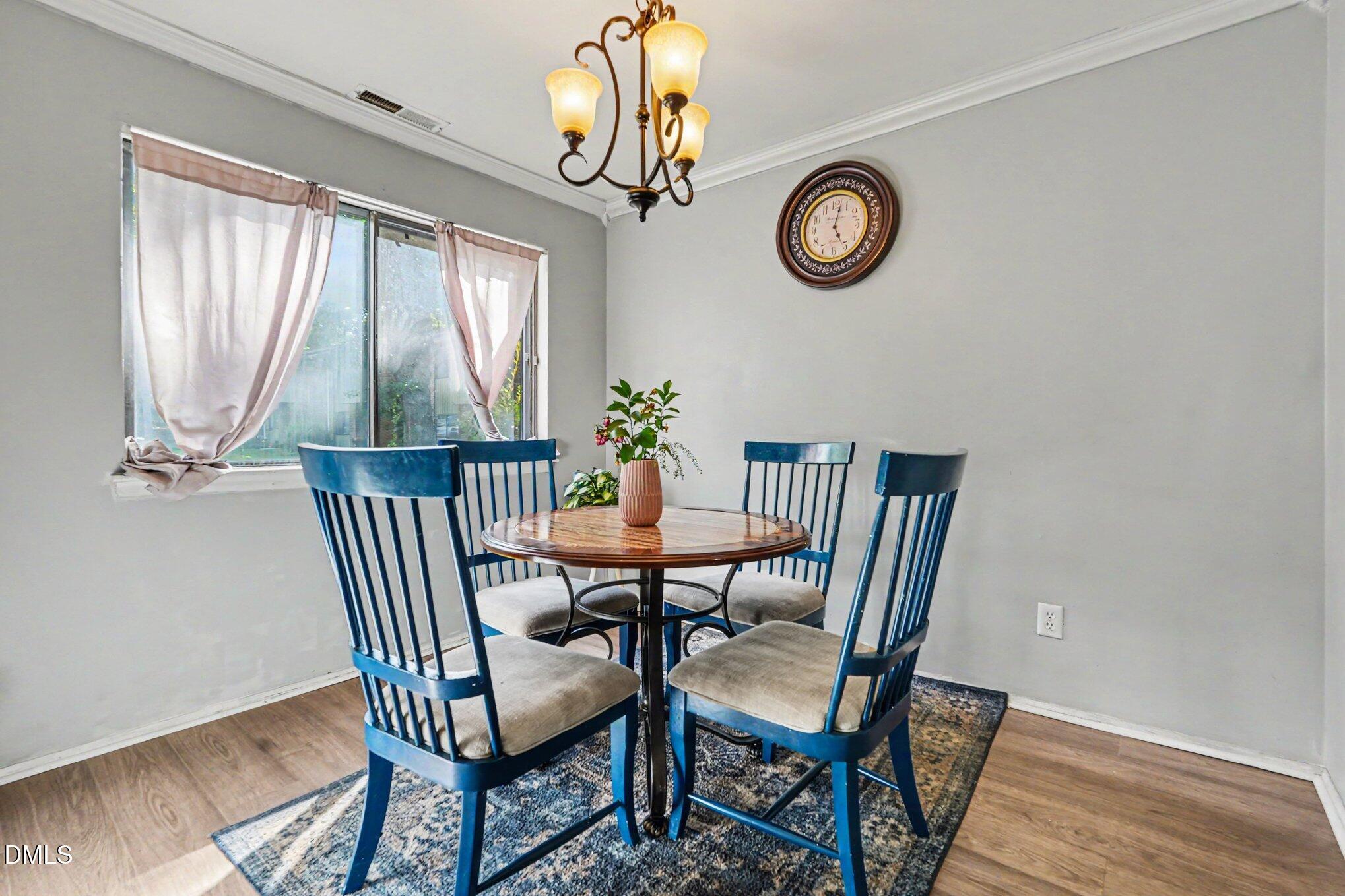 1231 Teakwood Place Property Photo 10