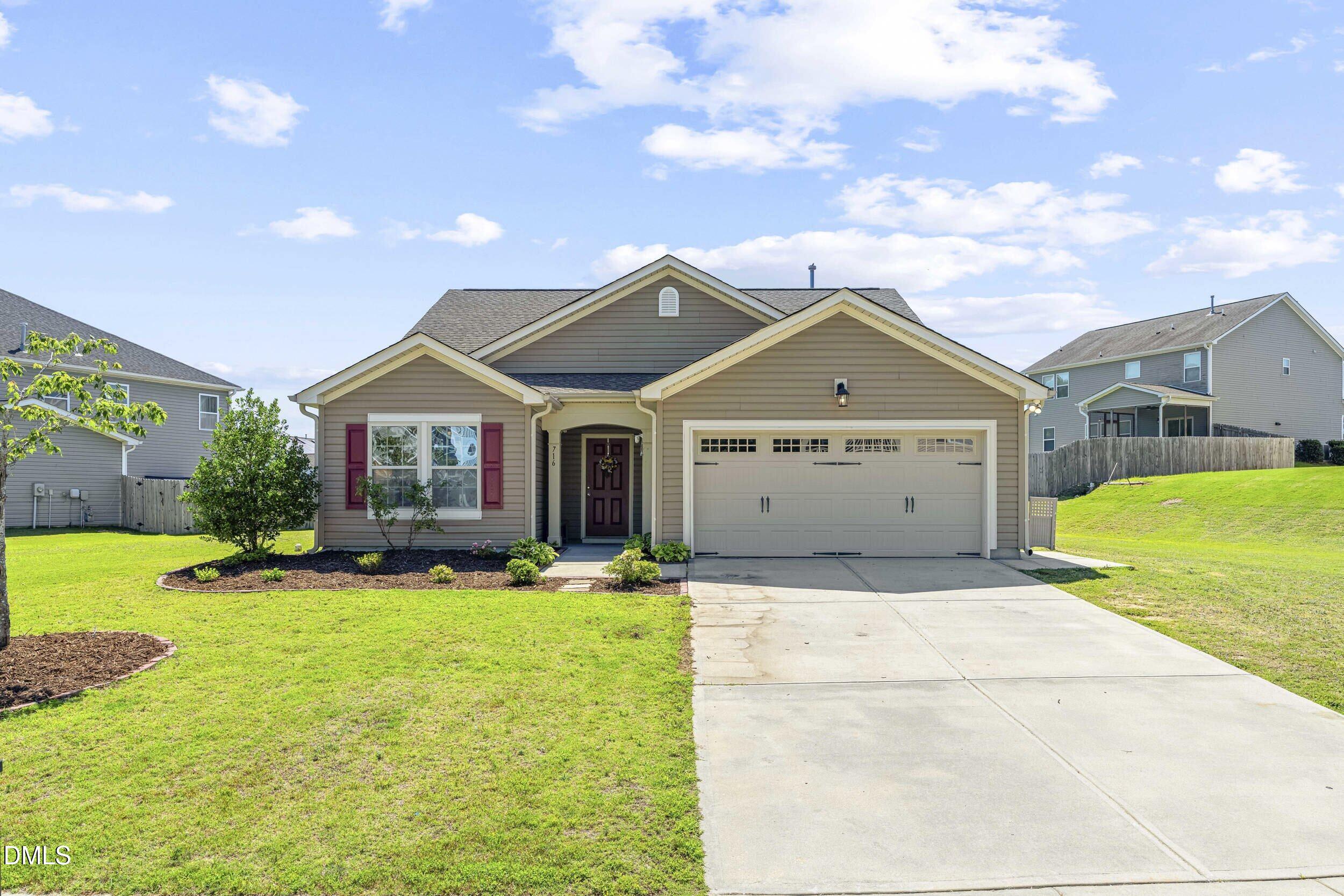 716 Harvest Point Drive Property Photo 1