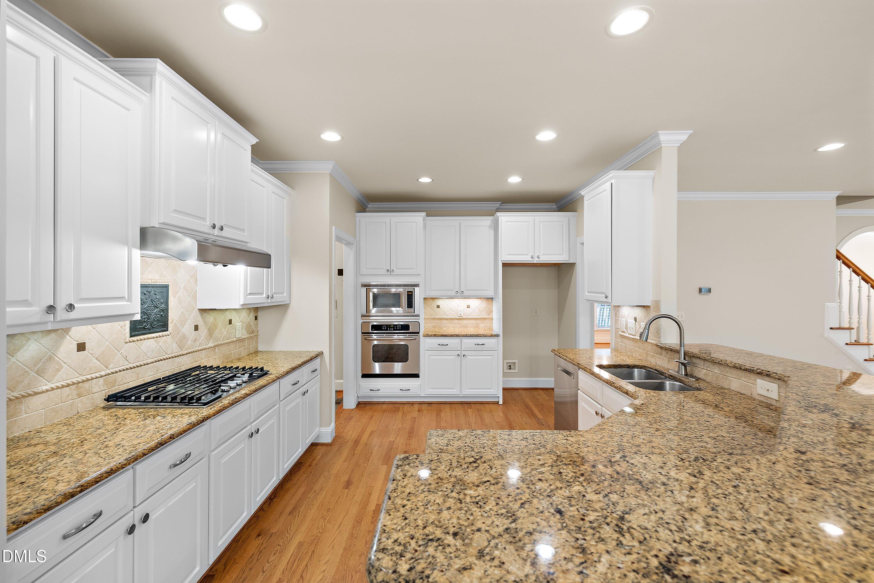 1005 Prairie Aster Court Property Photo 28