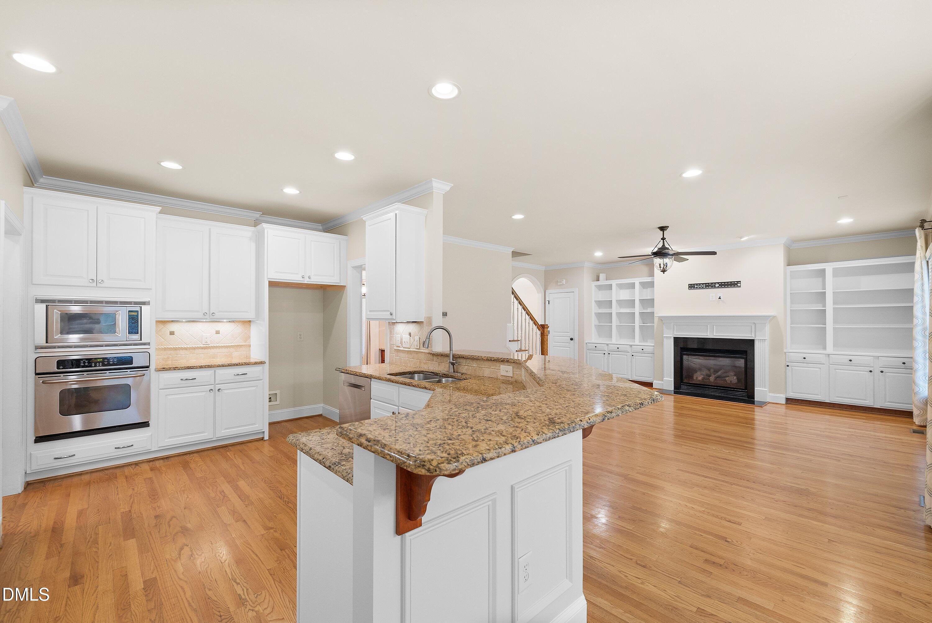 1005 Prairie Aster Court Property Photo 34
