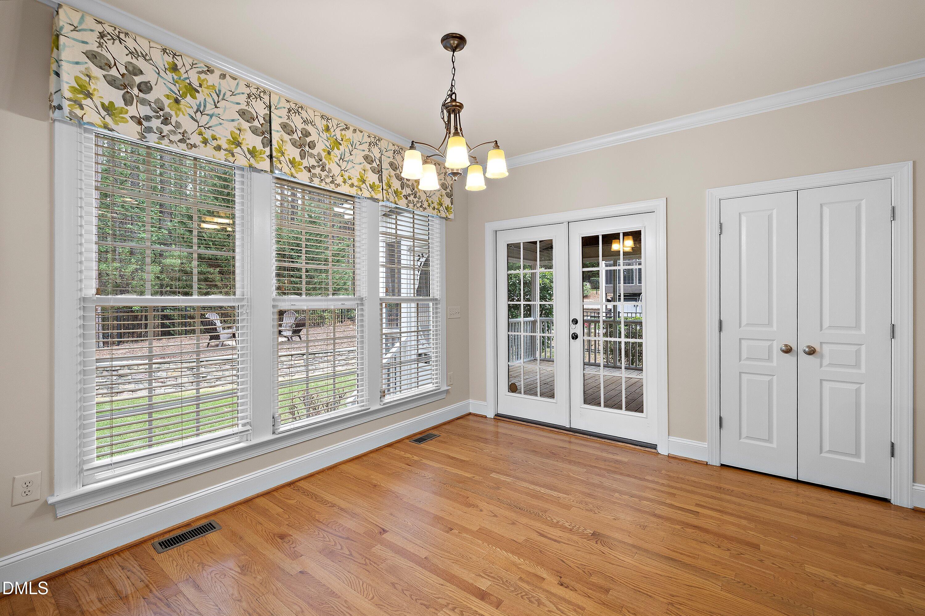 1005 Prairie Aster Court Property Photo 35