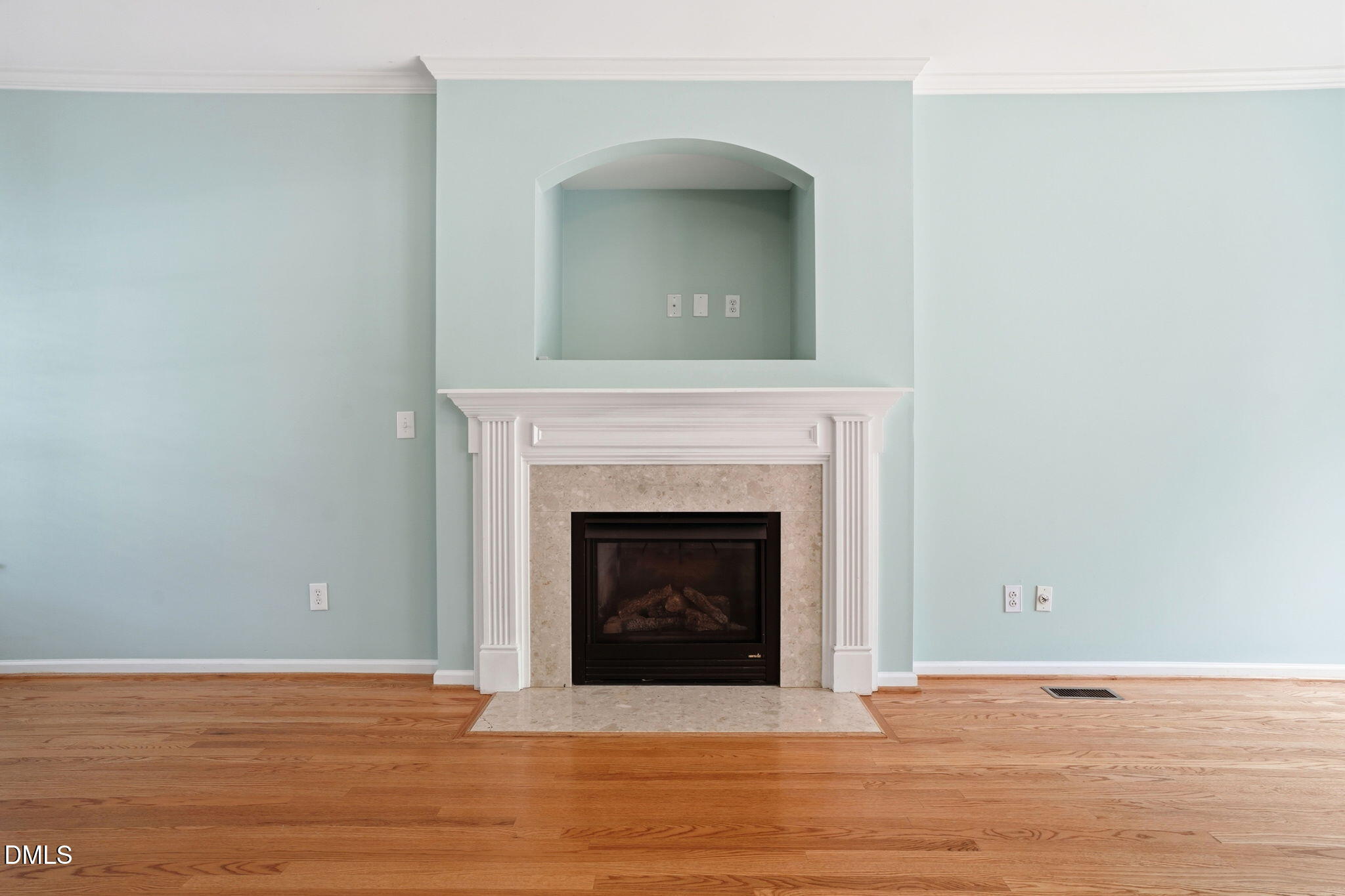 800 Meadow Flowers Avenue Property Photo 10