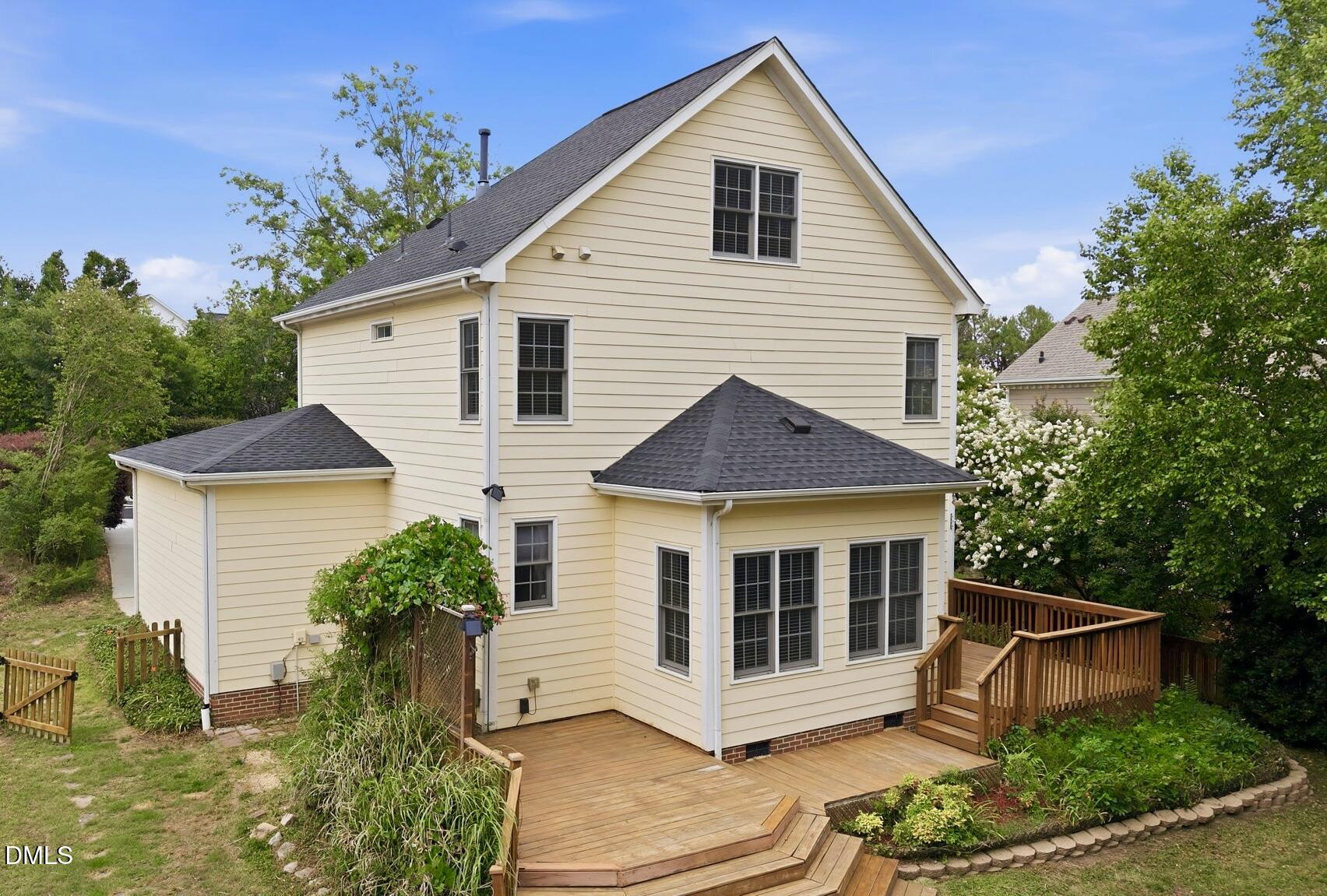 800 Meadow Flowers Avenue Property Photo 28