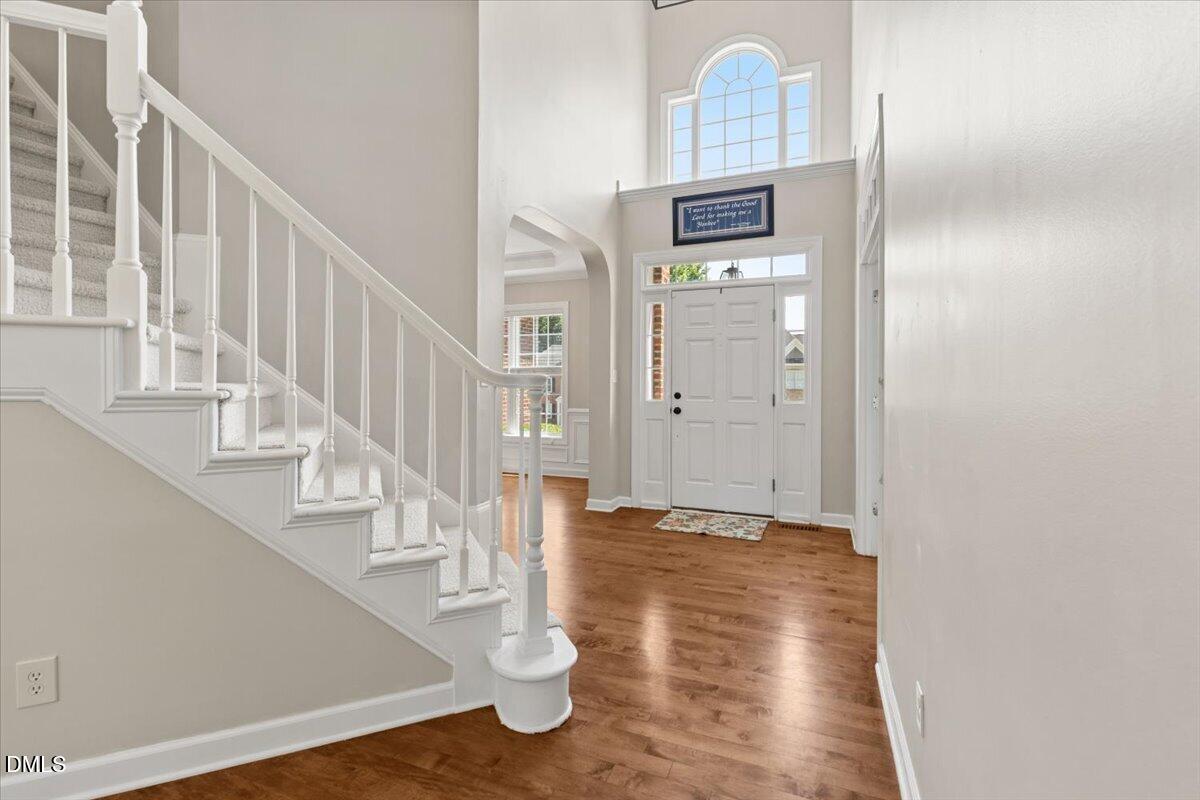 2817 Crystal Oaks Lane Property Photo 4
