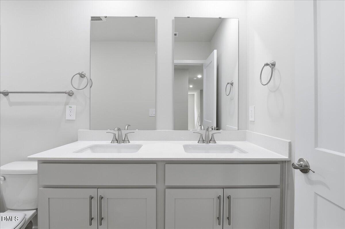 136 Beadwood Street Property Photo 34