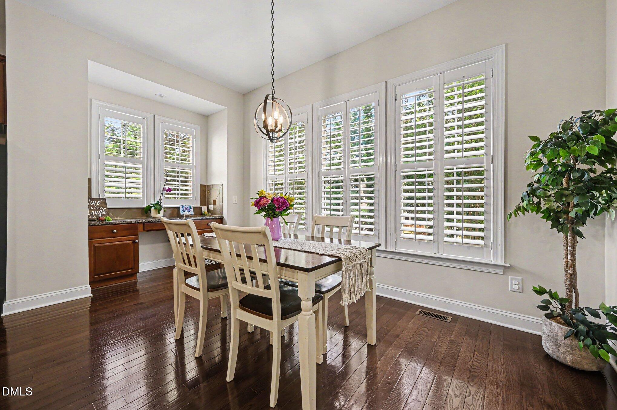 5 Teahouse Court Property Photo 11
