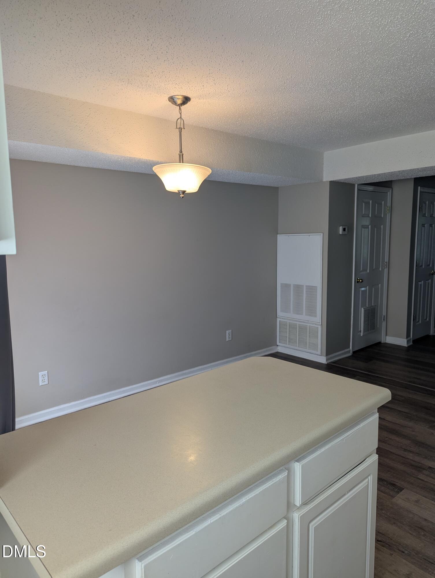 4810 Blue Bird Court E Property Photo 6
