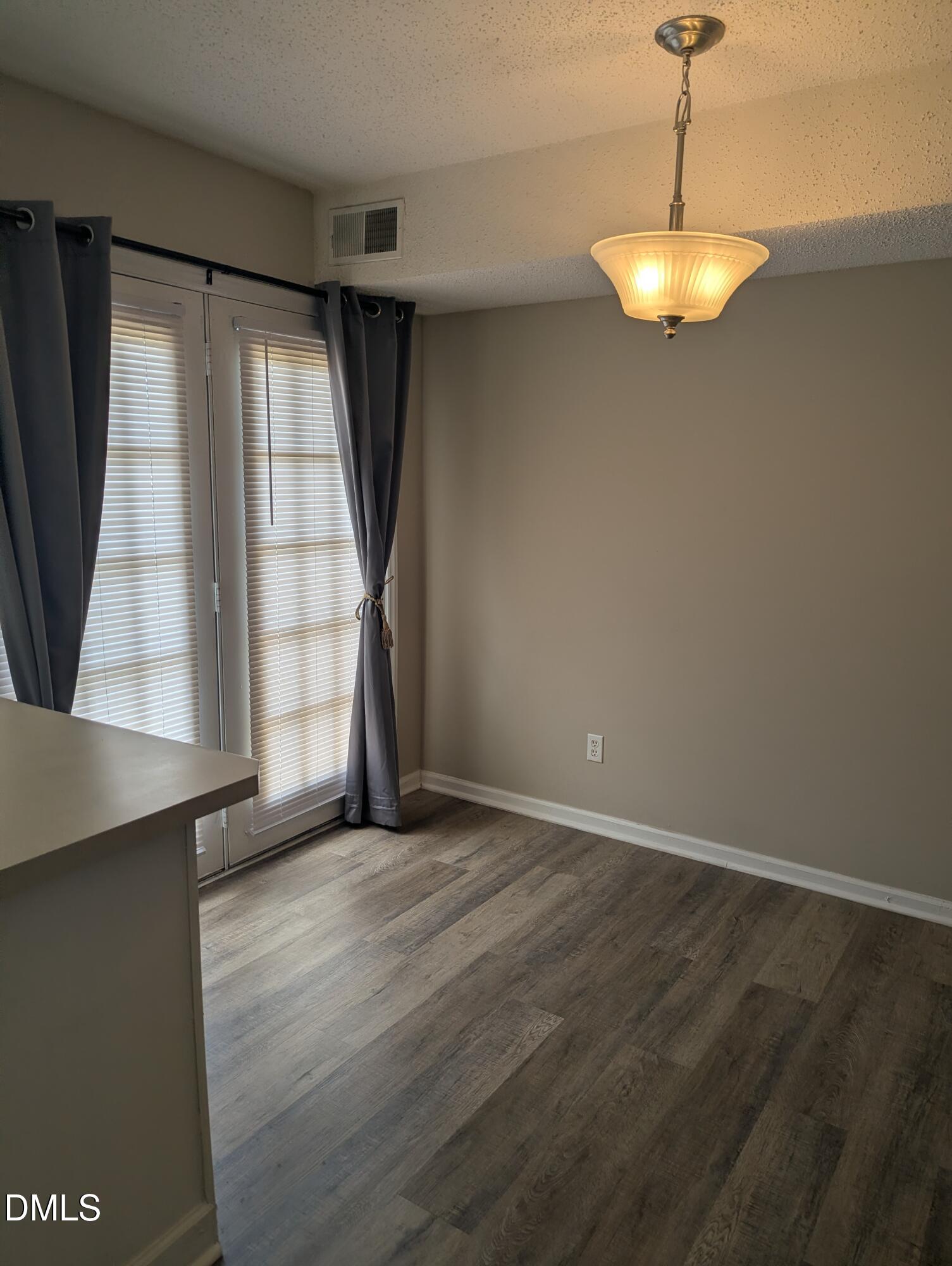 4810 Blue Bird Court E Property Photo 8
