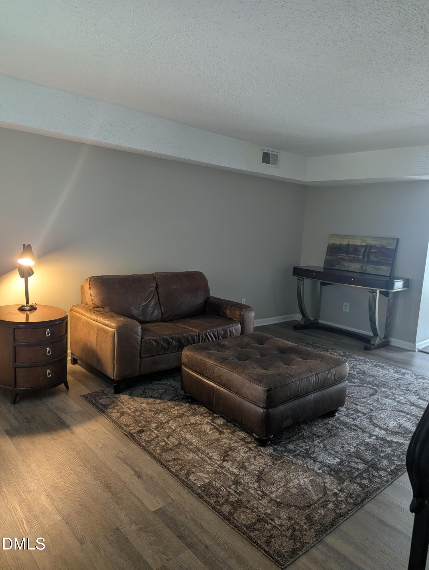 4810 Blue Bird Court E Property Photo 9