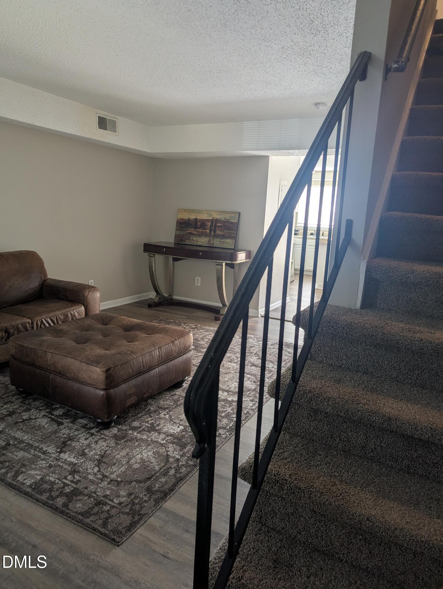 4810 Blue Bird Court E Property Photo 15