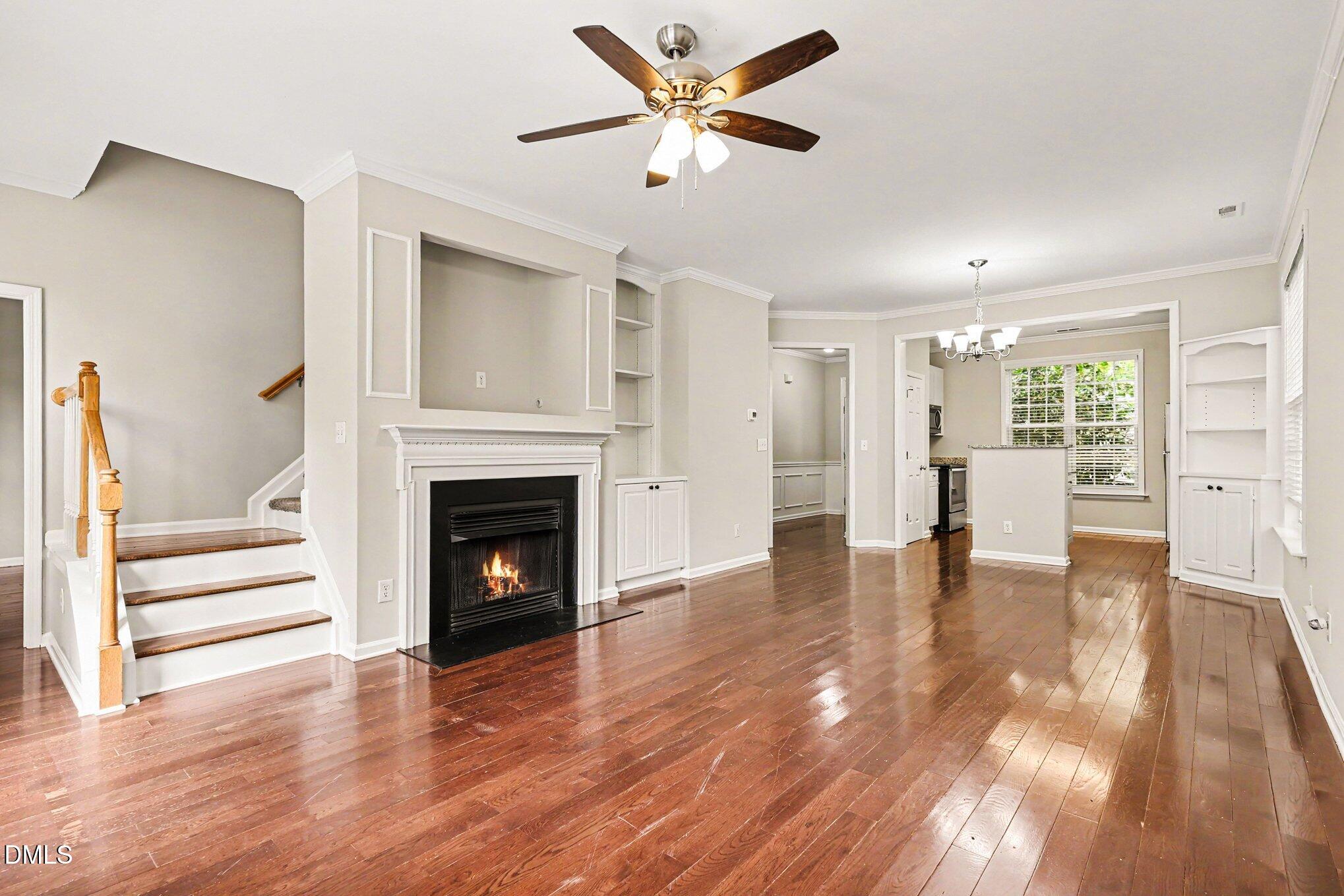 2389 Sapphire Valley Drive Property Photo 4