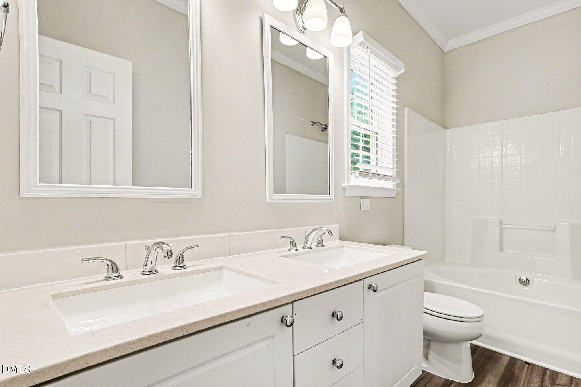 2389 Sapphire Valley Drive Property Photo 11