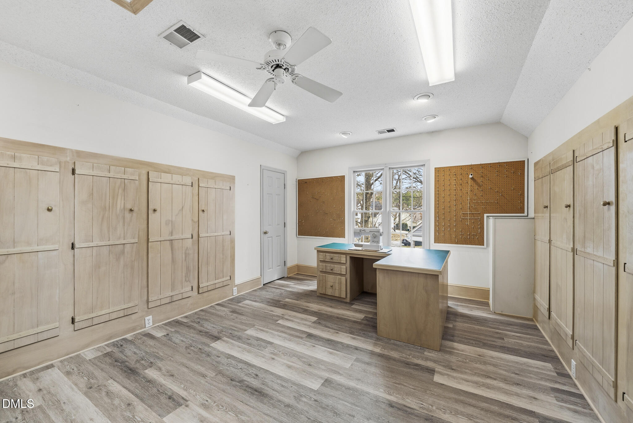 805 Beddingfield Drive Property Photo 33