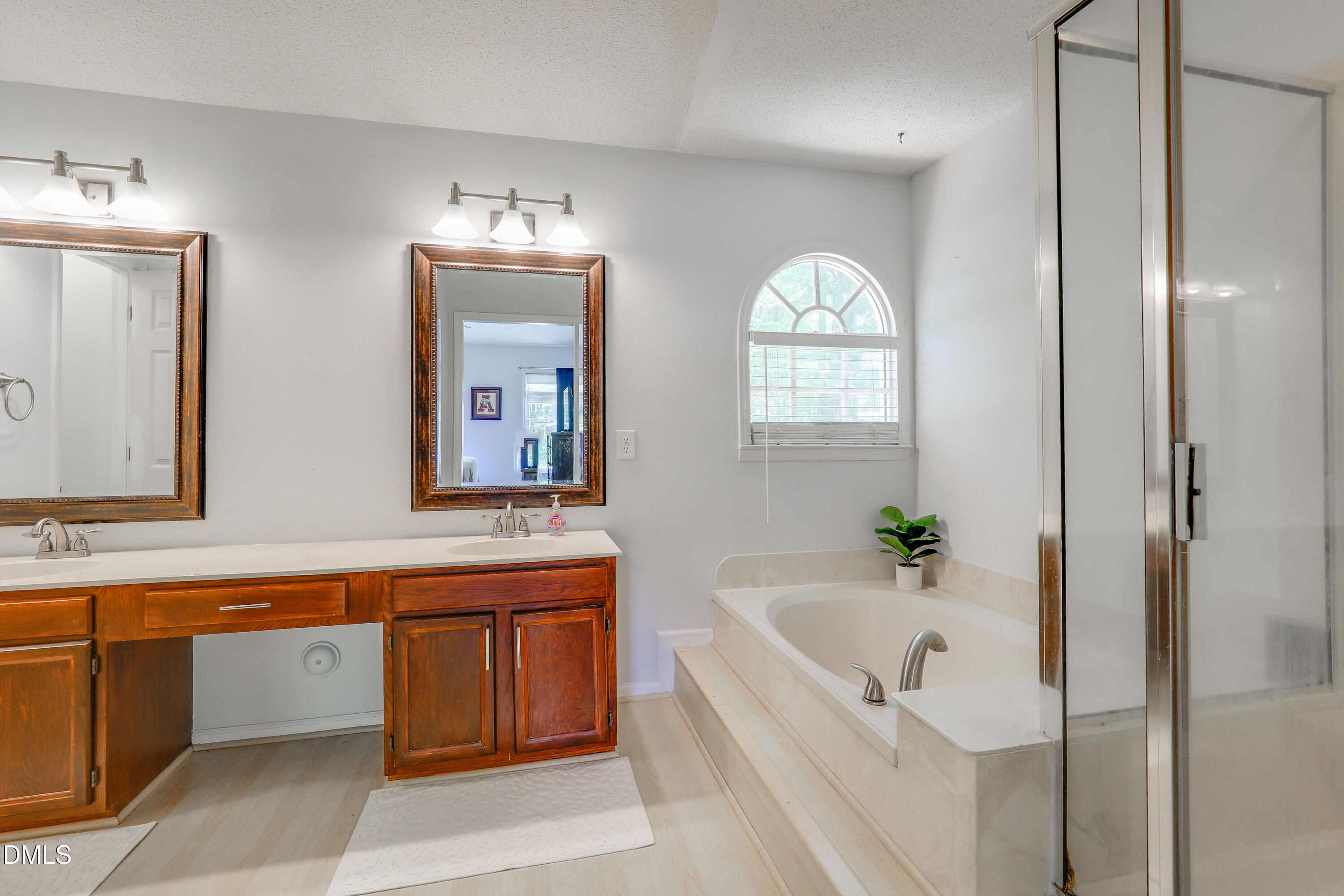 1024 Beddingfield Drive Property Photo 18