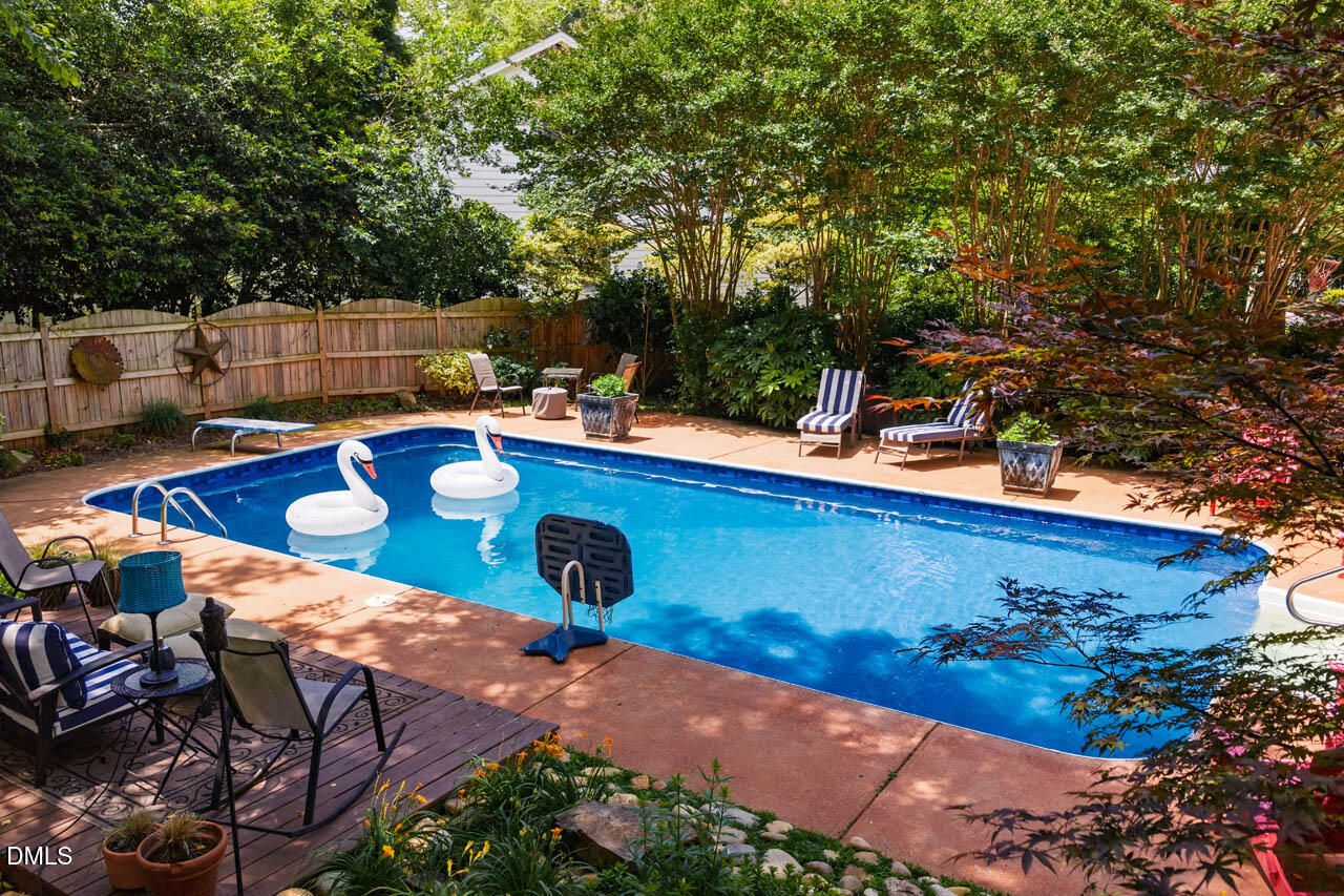107 Meadowglades Lane Property Photo 80