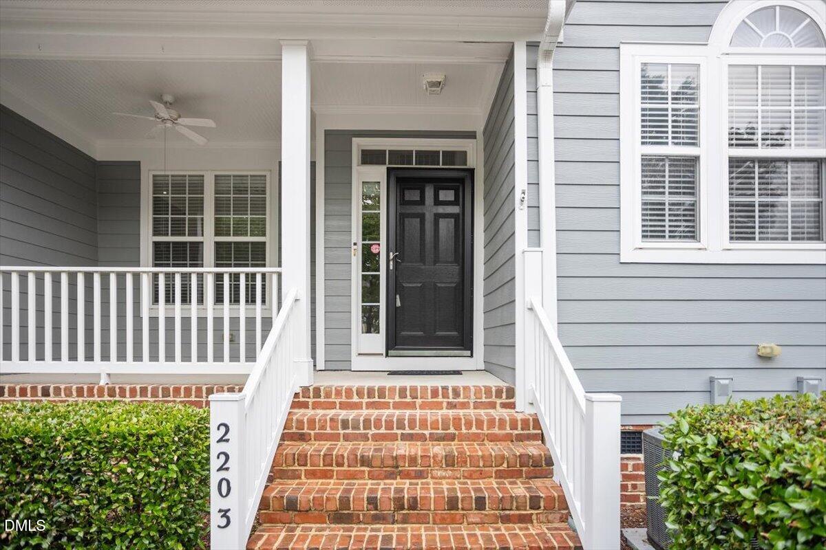 2203 Bouncy Day Court Property Photo 34