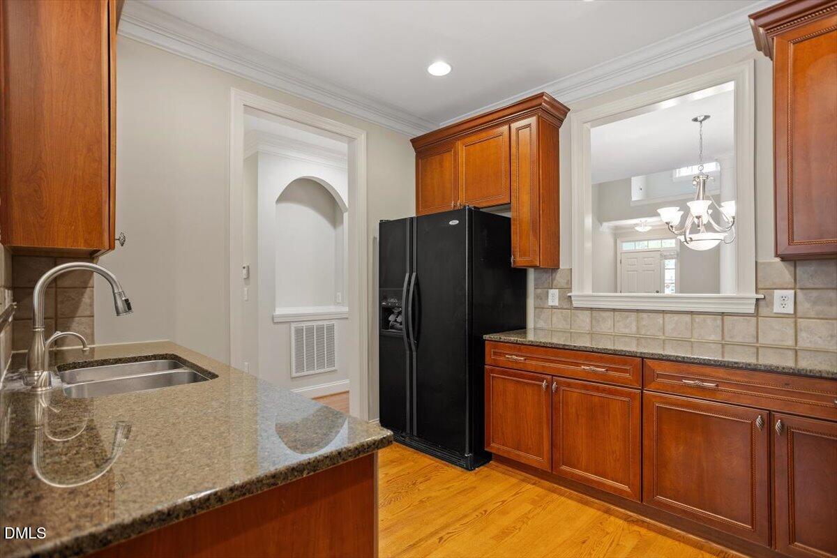 2203 Bouncy Day Court Property Photo 46