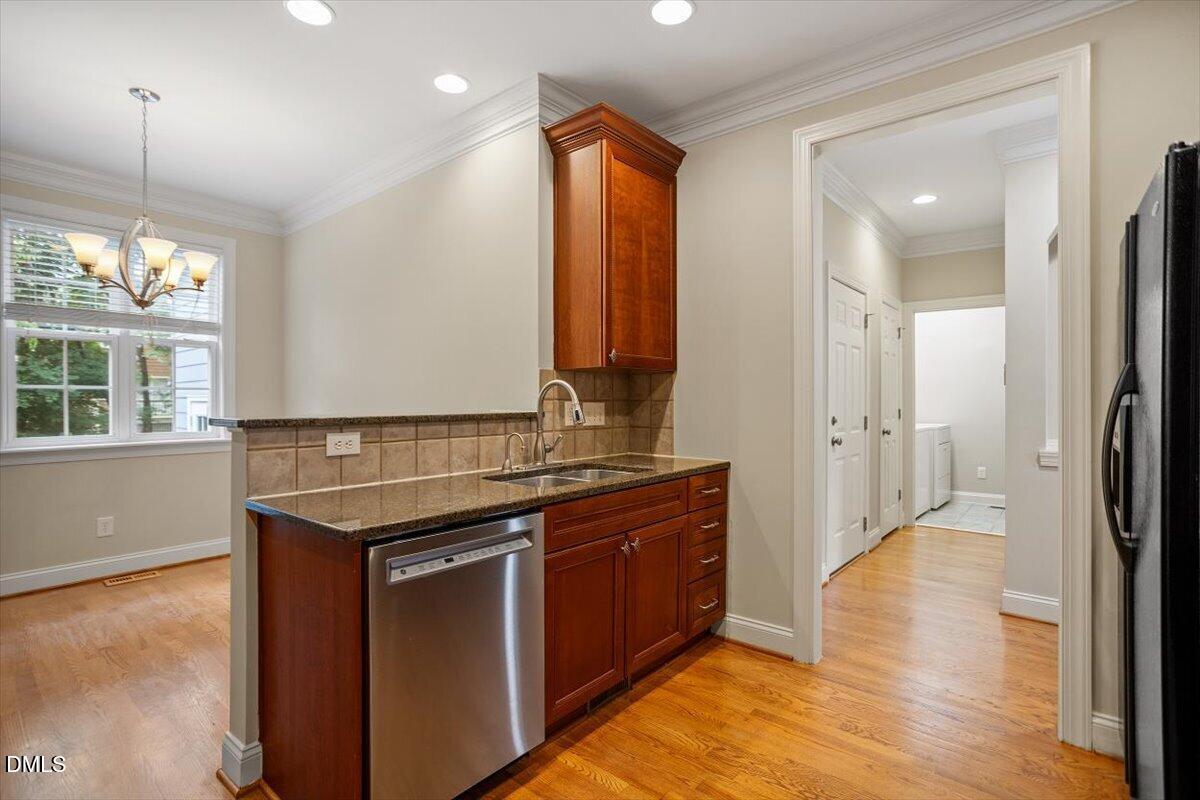 2203 Bouncy Day Court Property Photo 47