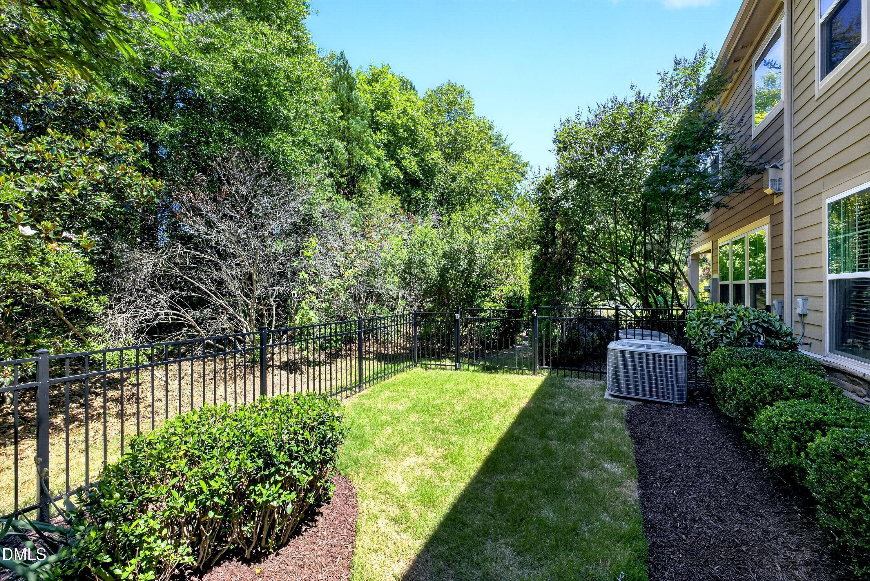 535 Methven Grove Drive Property Photo 46
