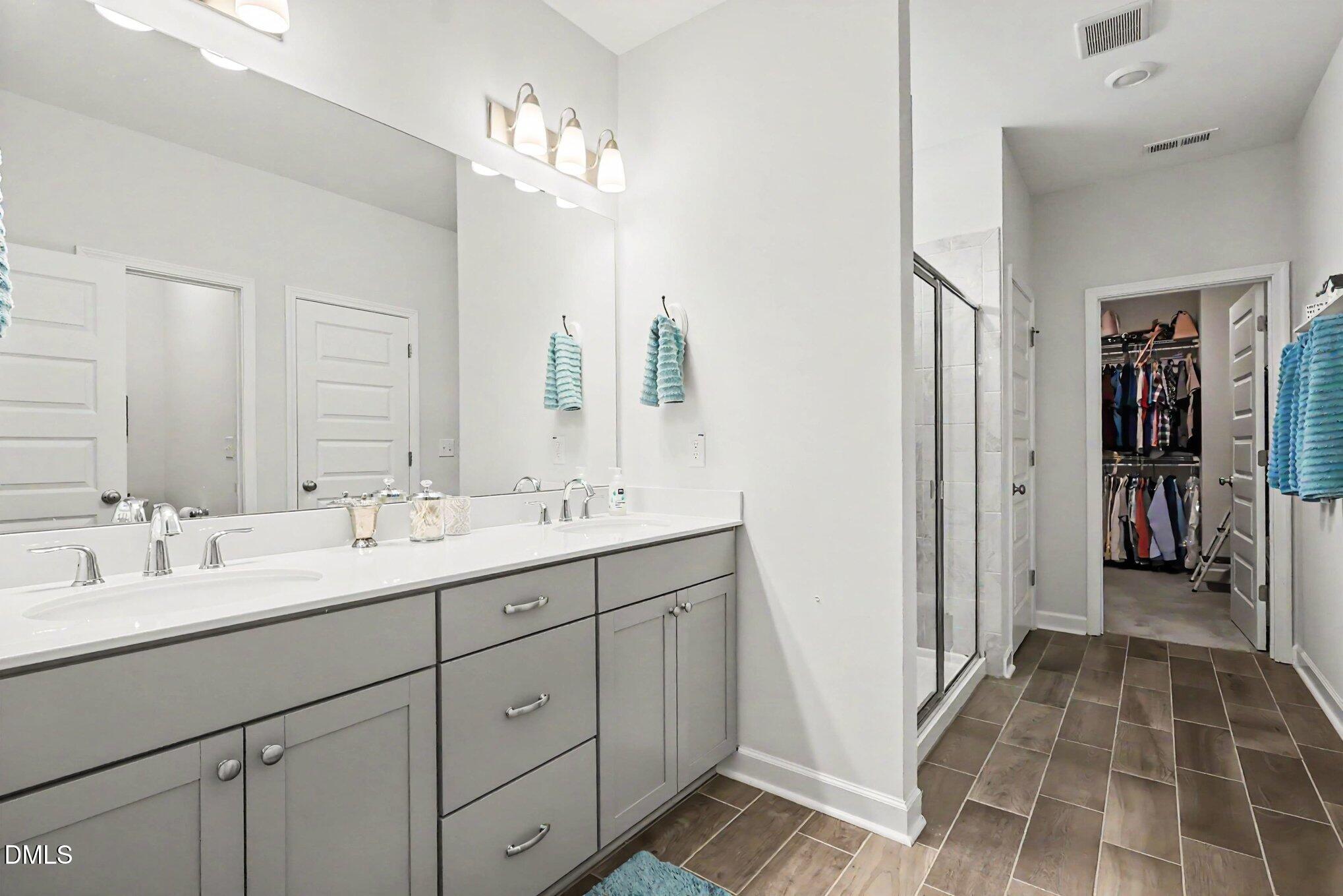 8932 Kitchin Farms Way Property Photo 14