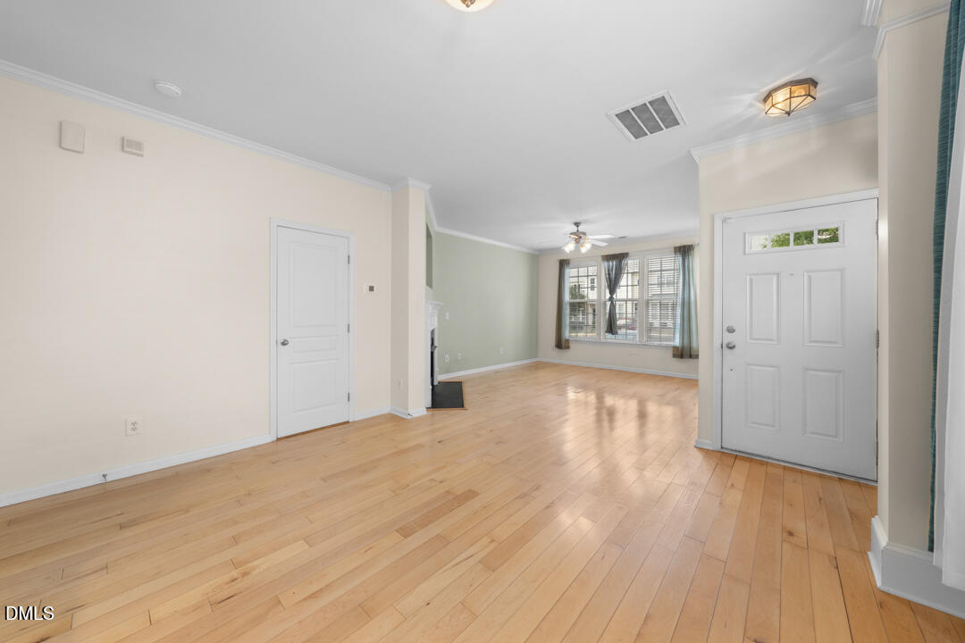 7831 Silverthread Lane Property Photo 10