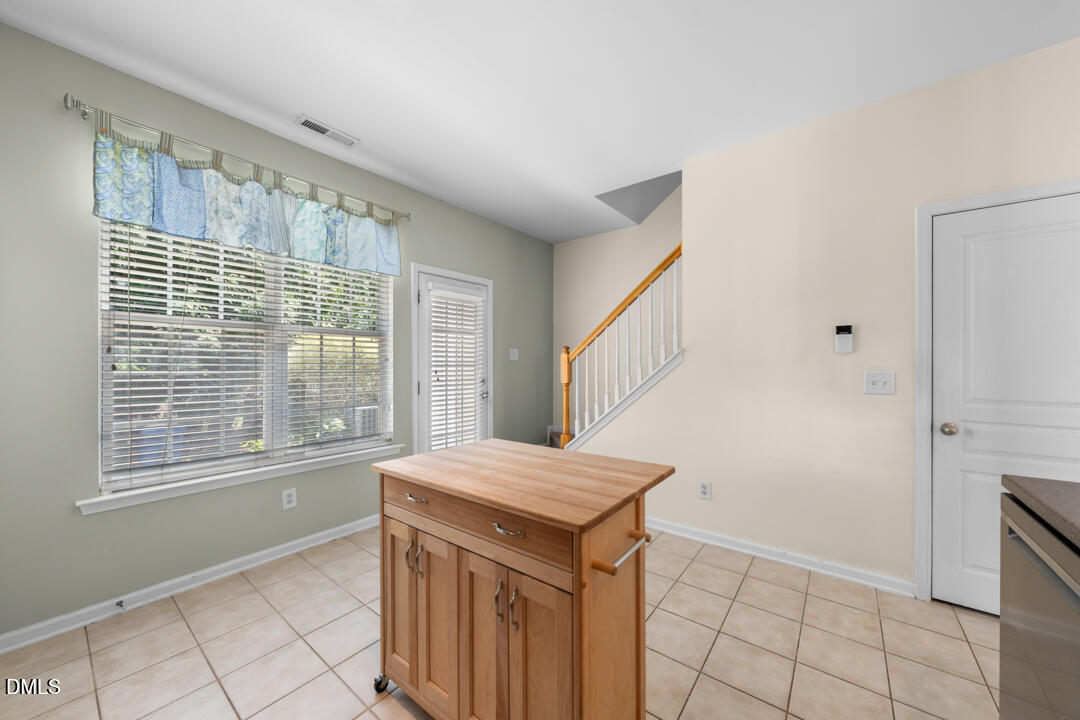 7831 Silverthread Lane Property Photo 16