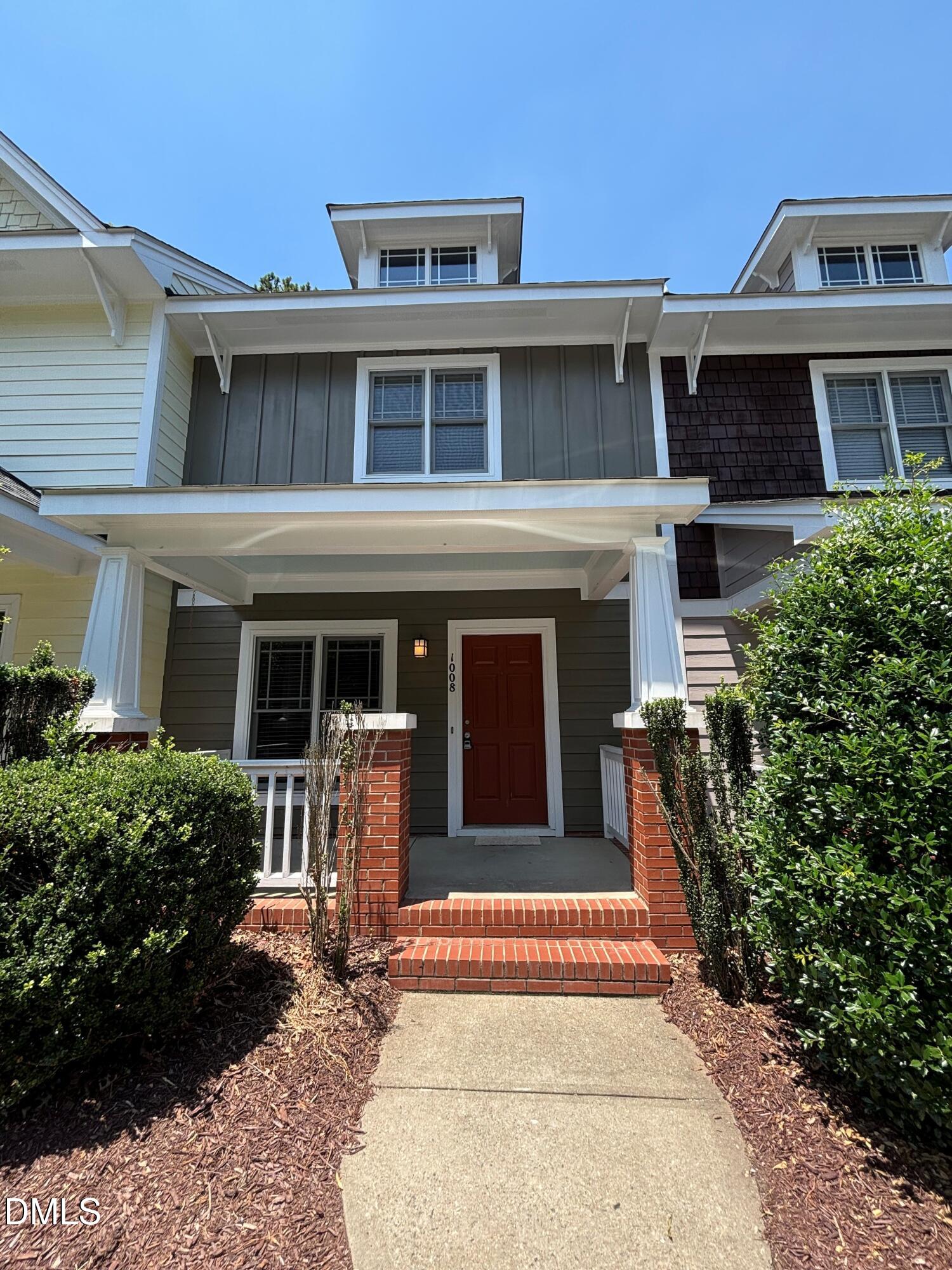 1008 Mica Lamp Court Property Photo 1