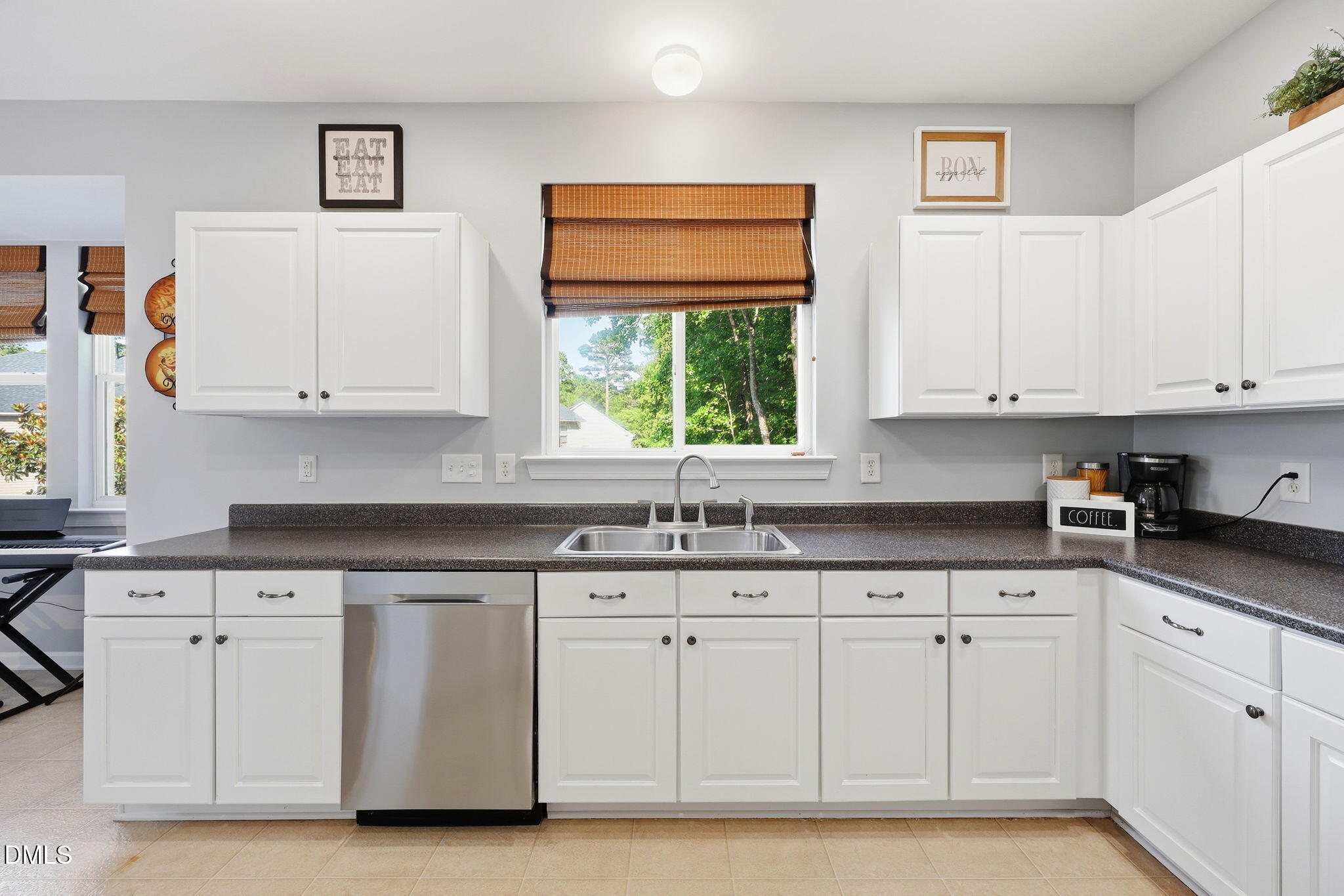 5702 Orchard Beach Lane Property Photo 14