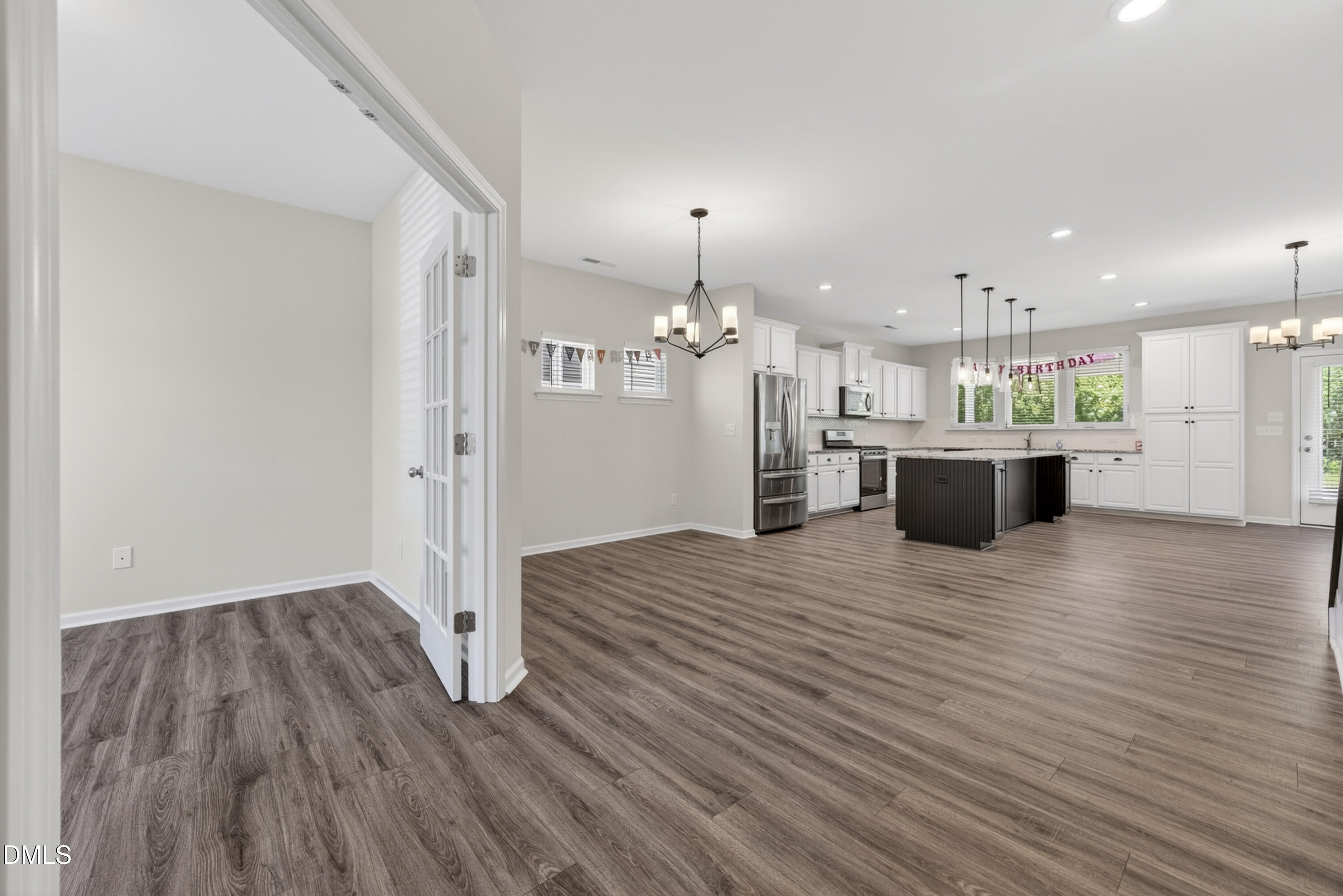 114 Curling Creek Drive Property Photo 8