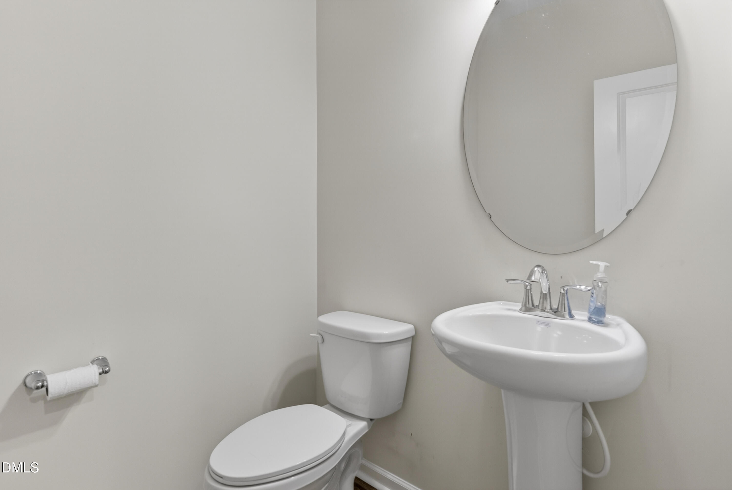 114 Curling Creek Drive Property Photo 38