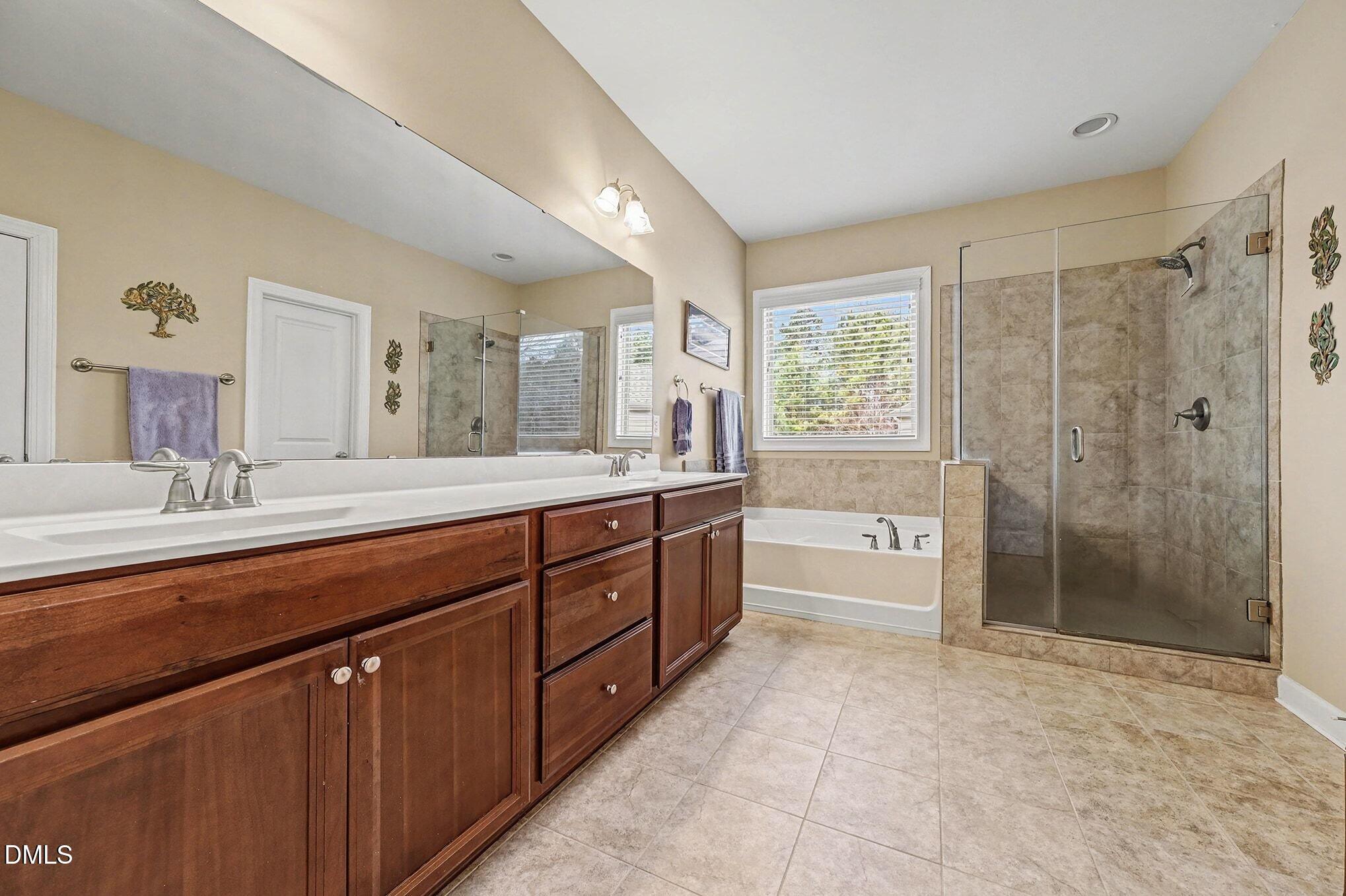 15 Wesleywood Drive Property Photo 5