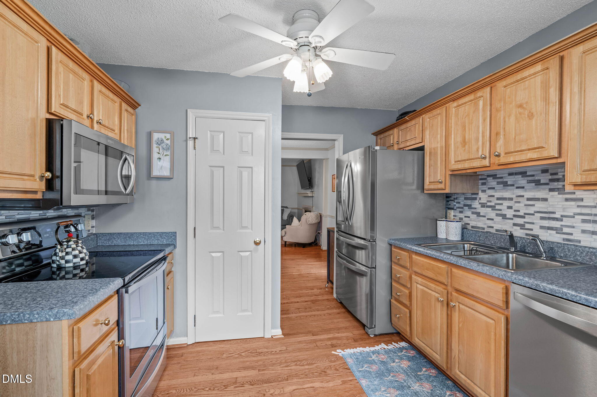 6539 English Oaks Drive Property Photo 6