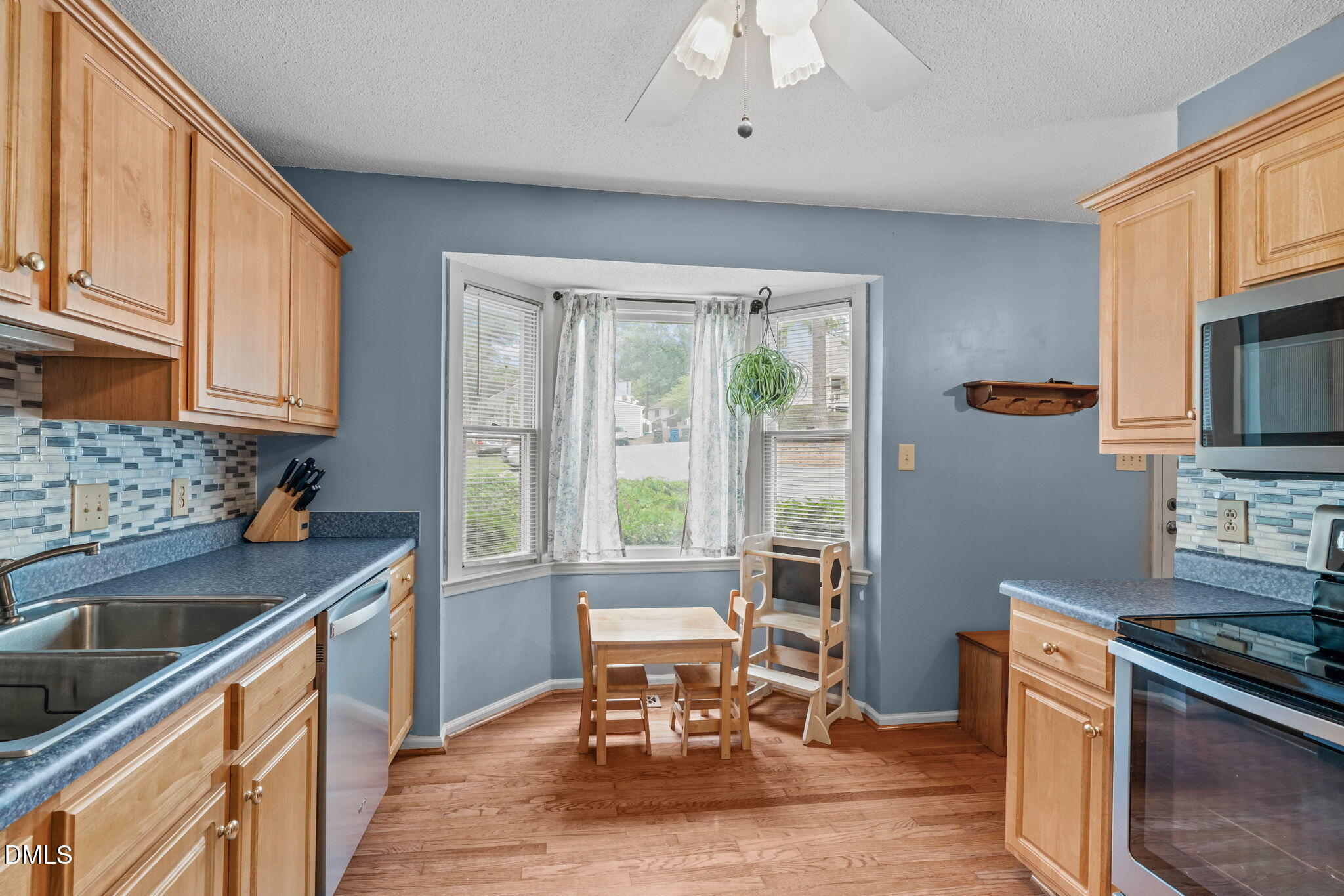 6539 English Oaks Drive Property Photo 7