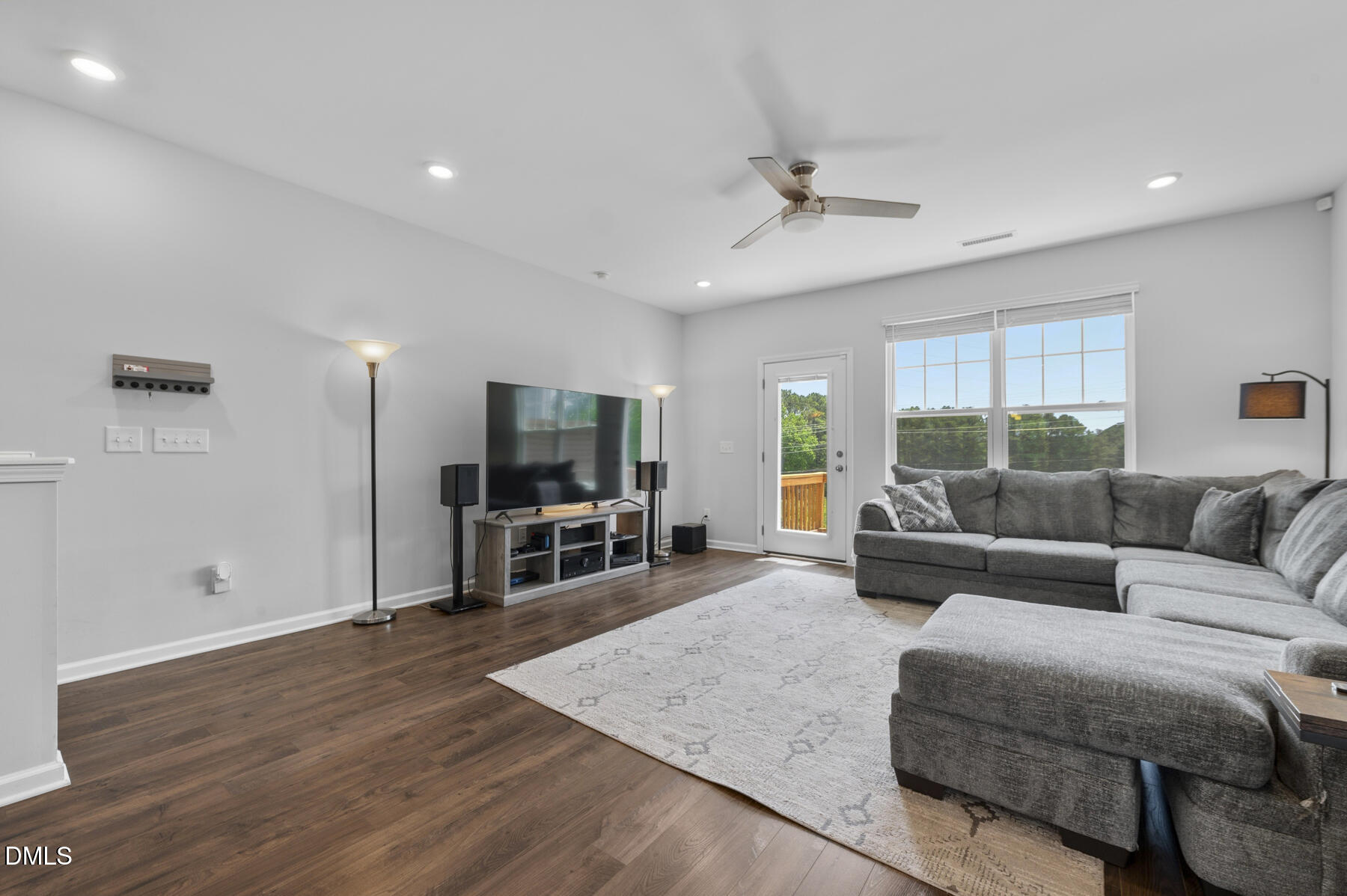 2102 Enrichment Way Property Photo 10